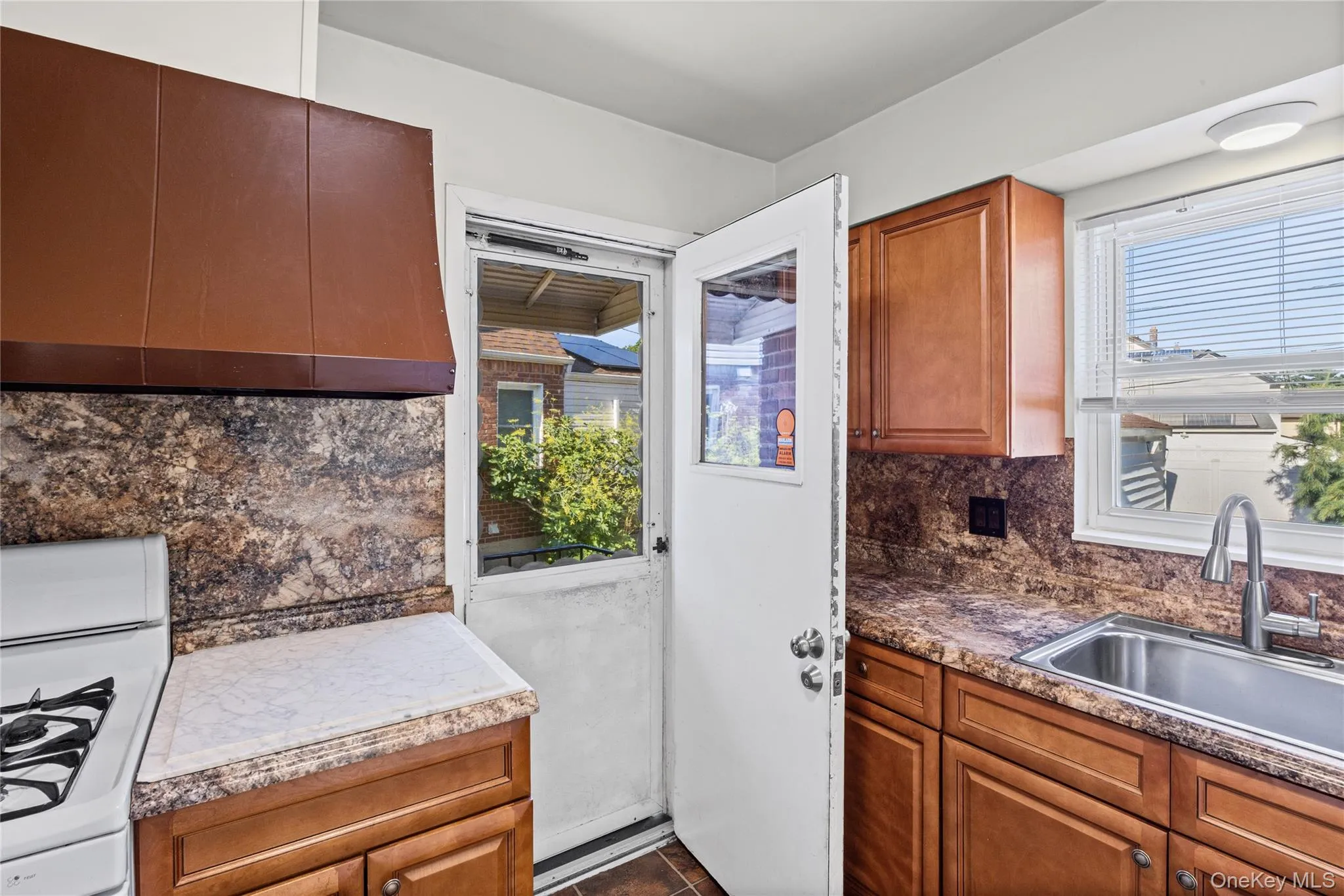 6 Grenville Court, Hempstead, NY, 4 Bedrooms Bedrooms, 7 Rooms Rooms,2 BathroomsBathrooms,Residential,For Rent,Grenville,0,1029421 6 Grenville Court, Hempstead, NY, 4 Bedrooms Bedrooms, 7 Rooms Rooms,2 BathroomsBathrooms,Residential,For Rent,Grenville,0,1029421