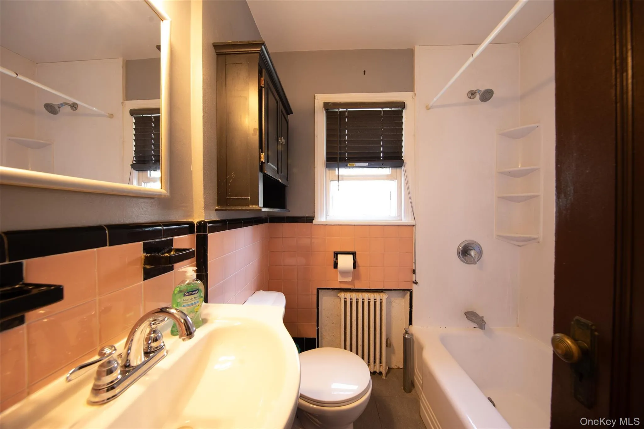 159 Harrison Avenue, Hempstead, NY, 2 Bedrooms Bedrooms, 5 Rooms Rooms,1 BathroomBathrooms,Residential,For Rent,Harrison,0,1029424 159 Harrison Avenue, Hempstead, NY, 2 Bedrooms Bedrooms, 5 Rooms Rooms,1 BathroomBathrooms,Residential,For Rent,Harrison,0,1029424