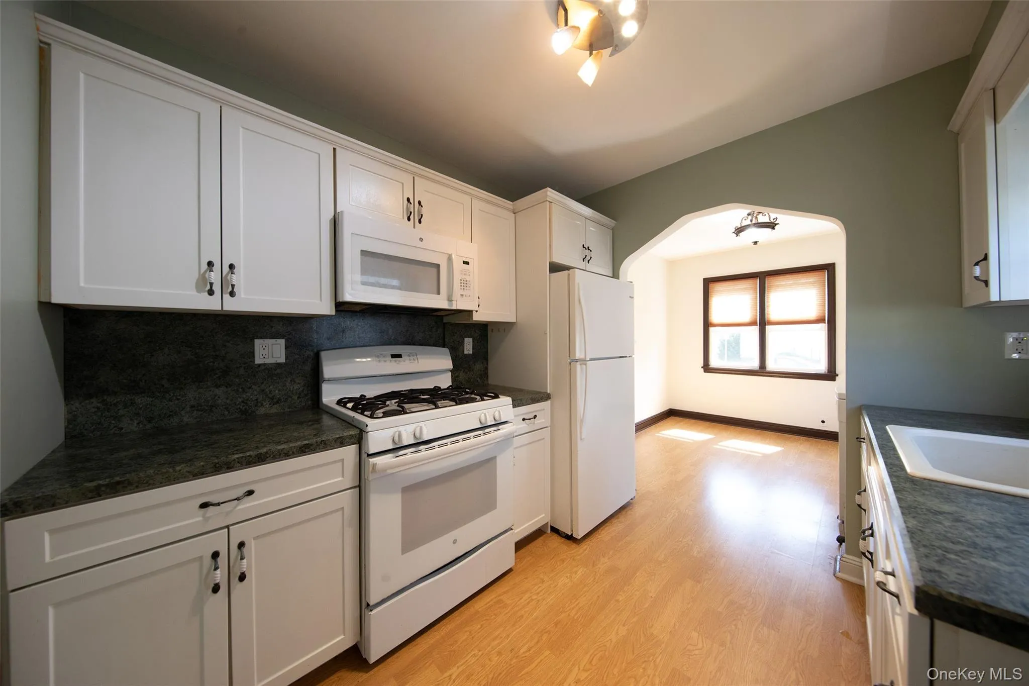 159 Harrison Avenue, Hempstead, NY, 2 Bedrooms Bedrooms, 5 Rooms Rooms,1 BathroomBathrooms,Residential,For Rent,Harrison,0,1029424 159 Harrison Avenue, Hempstead, NY, 2 Bedrooms Bedrooms, 5 Rooms Rooms,1 BathroomBathrooms,Residential,For Rent,Harrison,0,1029424