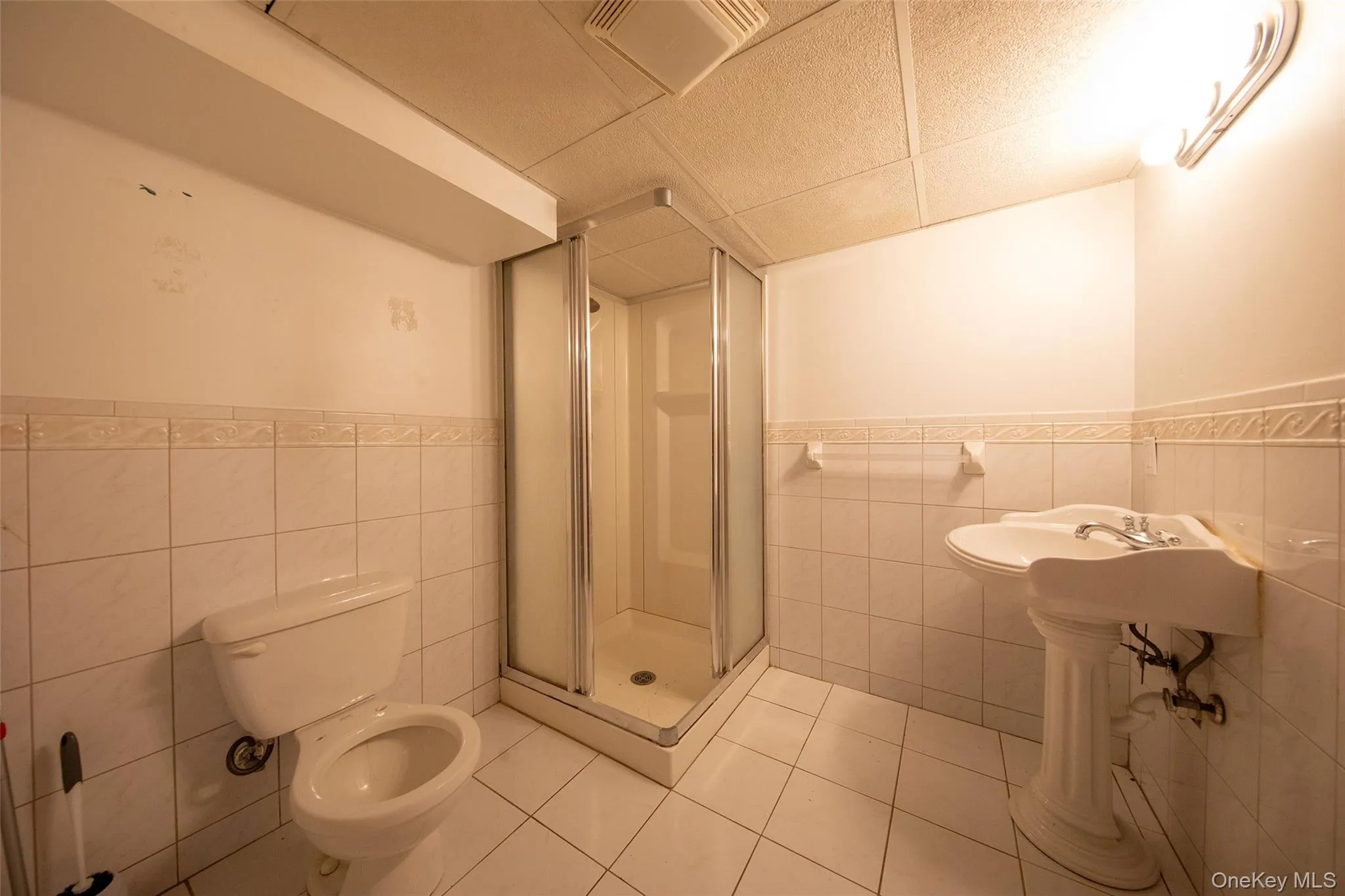 159 Harrison Avenue, Hempstead, NY, 2 Bedrooms Bedrooms, 5 Rooms Rooms,1 BathroomBathrooms,Residential,For Rent,Harrison,0,1029424 159 Harrison Avenue, Hempstead, NY, 2 Bedrooms Bedrooms, 5 Rooms Rooms,1 BathroomBathrooms,Residential,For Rent,Harrison,0,1029424