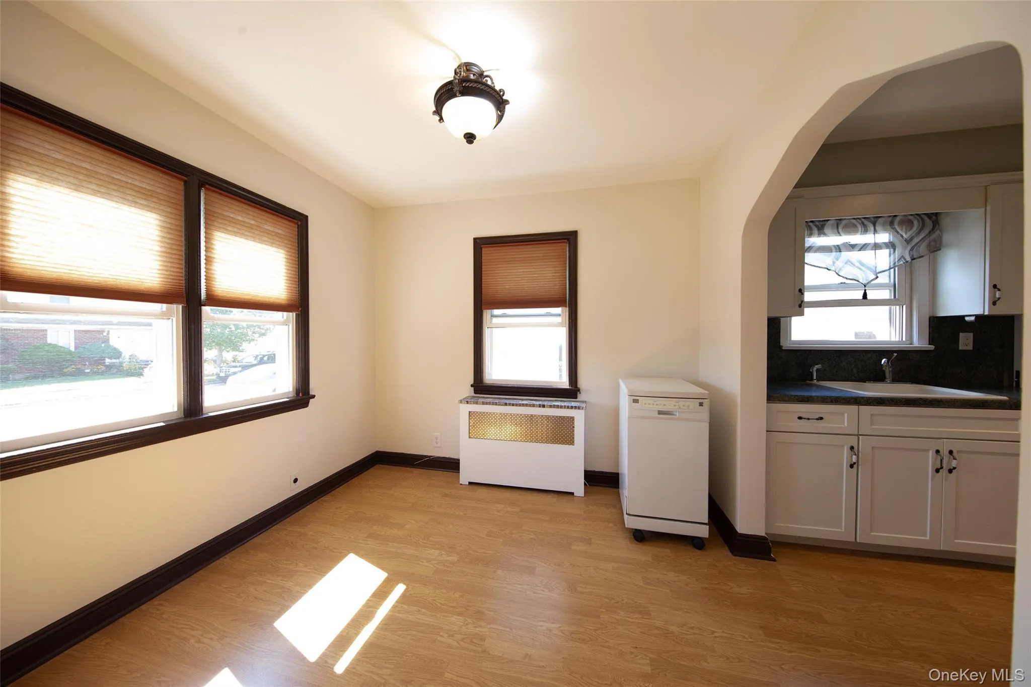 159 Harrison Avenue, Hempstead, NY, 2 Bedrooms Bedrooms, 5 Rooms Rooms,1 BathroomBathrooms,Residential,For Rent,Harrison,0,1029424 159 Harrison Avenue, Hempstead, NY, 2 Bedrooms Bedrooms, 5 Rooms Rooms,1 BathroomBathrooms,Residential,For Rent,Harrison,0,1029424