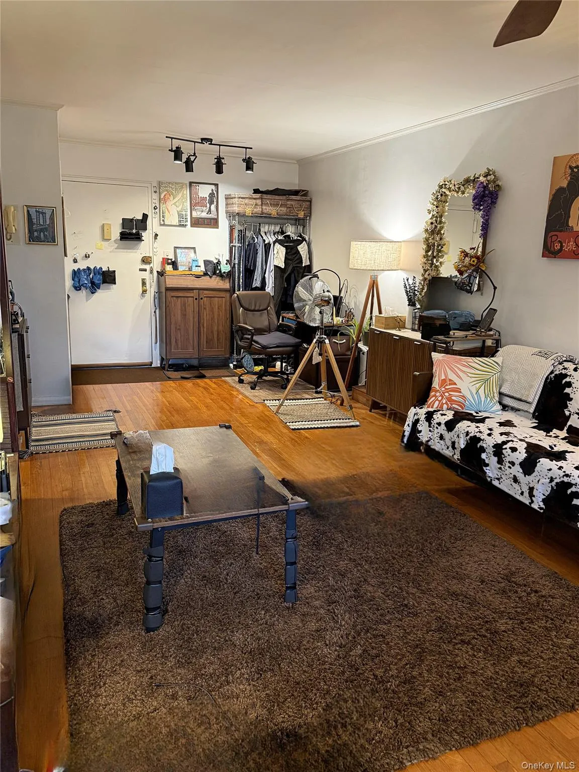 34-43 60th Street, New York, NY, 3 Rooms Rooms,1 BathroomBathrooms,Residential,For Rent,60th,0,1029428 34-43 60th Street, New York, NY, 3 Rooms Rooms,1 BathroomBathrooms,Residential,For Rent,60th,0,1029428