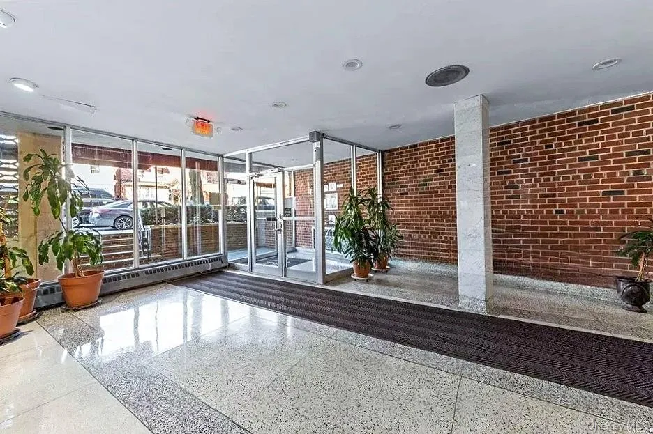 34-43 60th Street, New York, NY, 3 Rooms Rooms,1 BathroomBathrooms,Residential,For Rent,60th,0,1029428 34-43 60th Street, New York, NY, 3 Rooms Rooms,1 BathroomBathrooms,Residential,For Rent,60th,0,1029428
