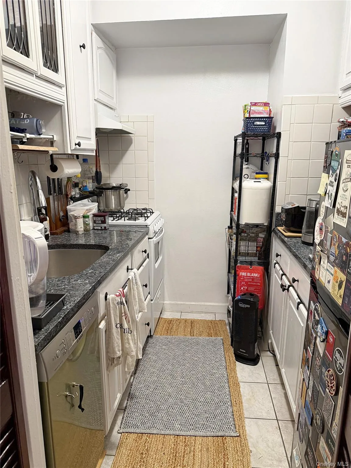 34-43 60th Street, New York, NY, 3 Rooms Rooms,1 BathroomBathrooms,Residential,For Rent,60th,0,1029428 34-43 60th Street, New York, NY, 3 Rooms Rooms,1 BathroomBathrooms,Residential,For Rent,60th,0,1029428