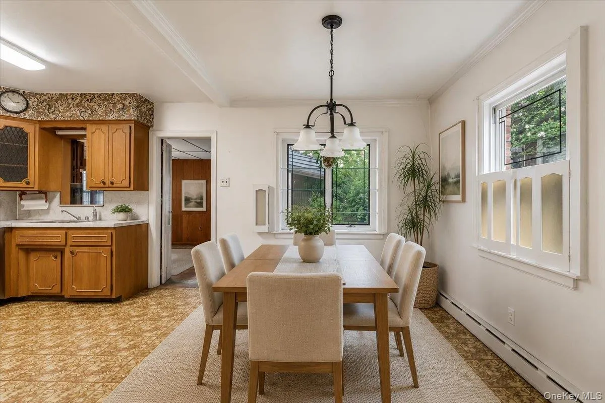 80-59 208th Street, New York, NY, 4 Bedrooms Bedrooms, 7 Rooms Rooms,2 BathroomsBathrooms,Residential,For Rent,208th,0,1029437 80-59 208th Street, New York, NY, 4 Bedrooms Bedrooms, 7 Rooms Rooms,2 BathroomsBathrooms,Residential,For Rent,208th,0,1029437