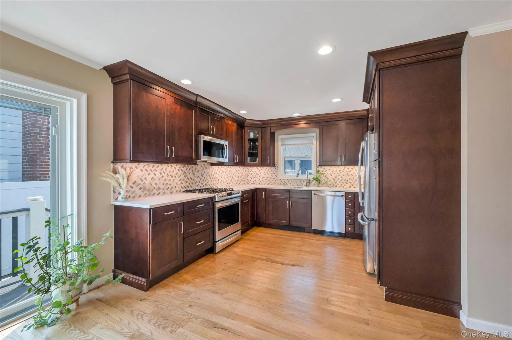 5 Sunset Avenue, Oyster Bay, NY, 3 Bedrooms Bedrooms, 6 Rooms Rooms,2 BathroomsBathrooms,Residential,For Rent,Sunset,0,1029439 5 Sunset Avenue, Oyster Bay, NY, 3 Bedrooms Bedrooms, 6 Rooms Rooms,2 BathroomsBathrooms,Residential,For Rent,Sunset,0,1029439