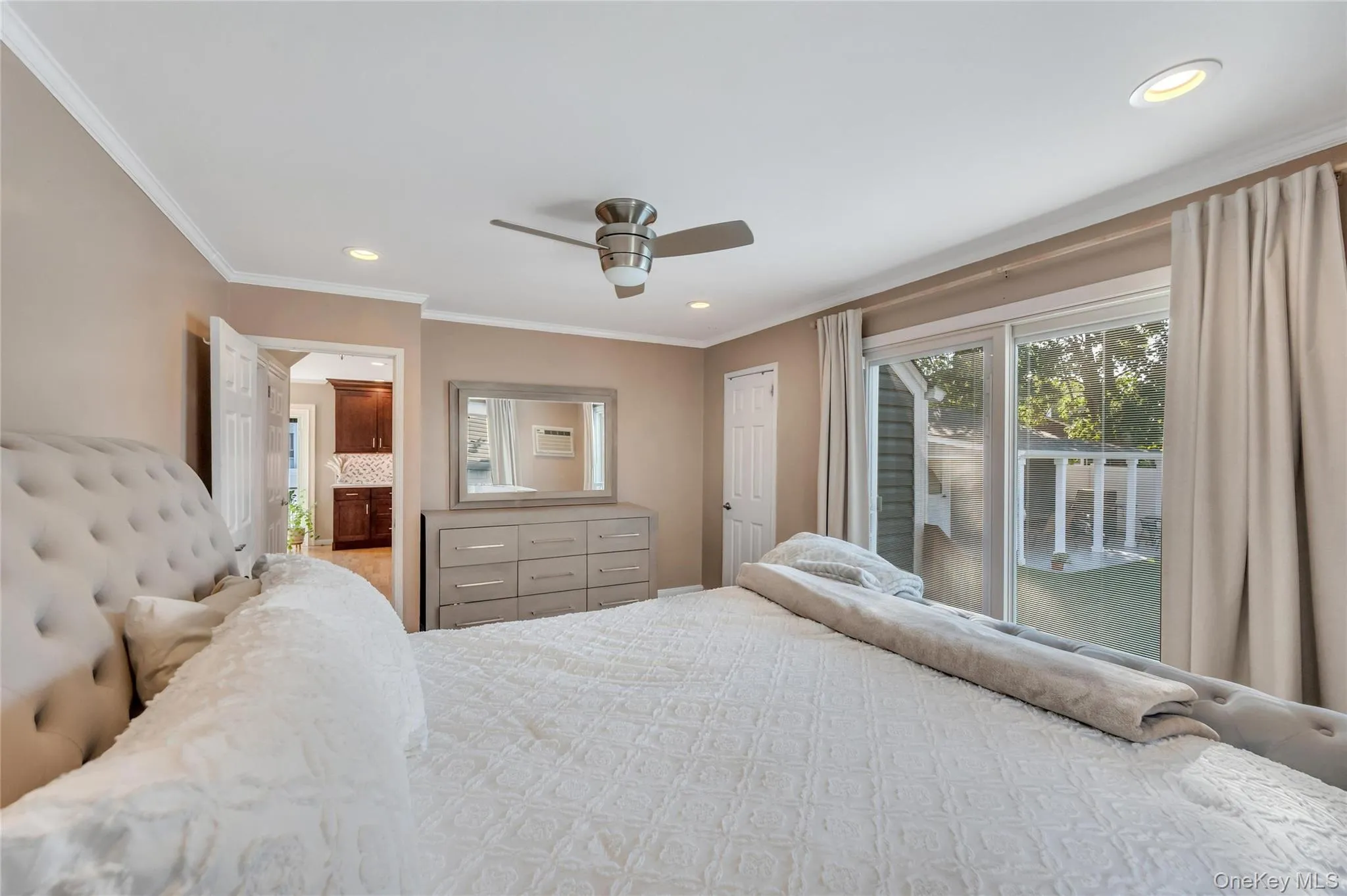 5 Sunset Avenue, Oyster Bay, NY, 3 Bedrooms Bedrooms, 6 Rooms Rooms,2 BathroomsBathrooms,Residential,For Rent,Sunset,0,1029439 5 Sunset Avenue, Oyster Bay, NY, 3 Bedrooms Bedrooms, 6 Rooms Rooms,2 BathroomsBathrooms,Residential,For Rent,Sunset,0,1029439