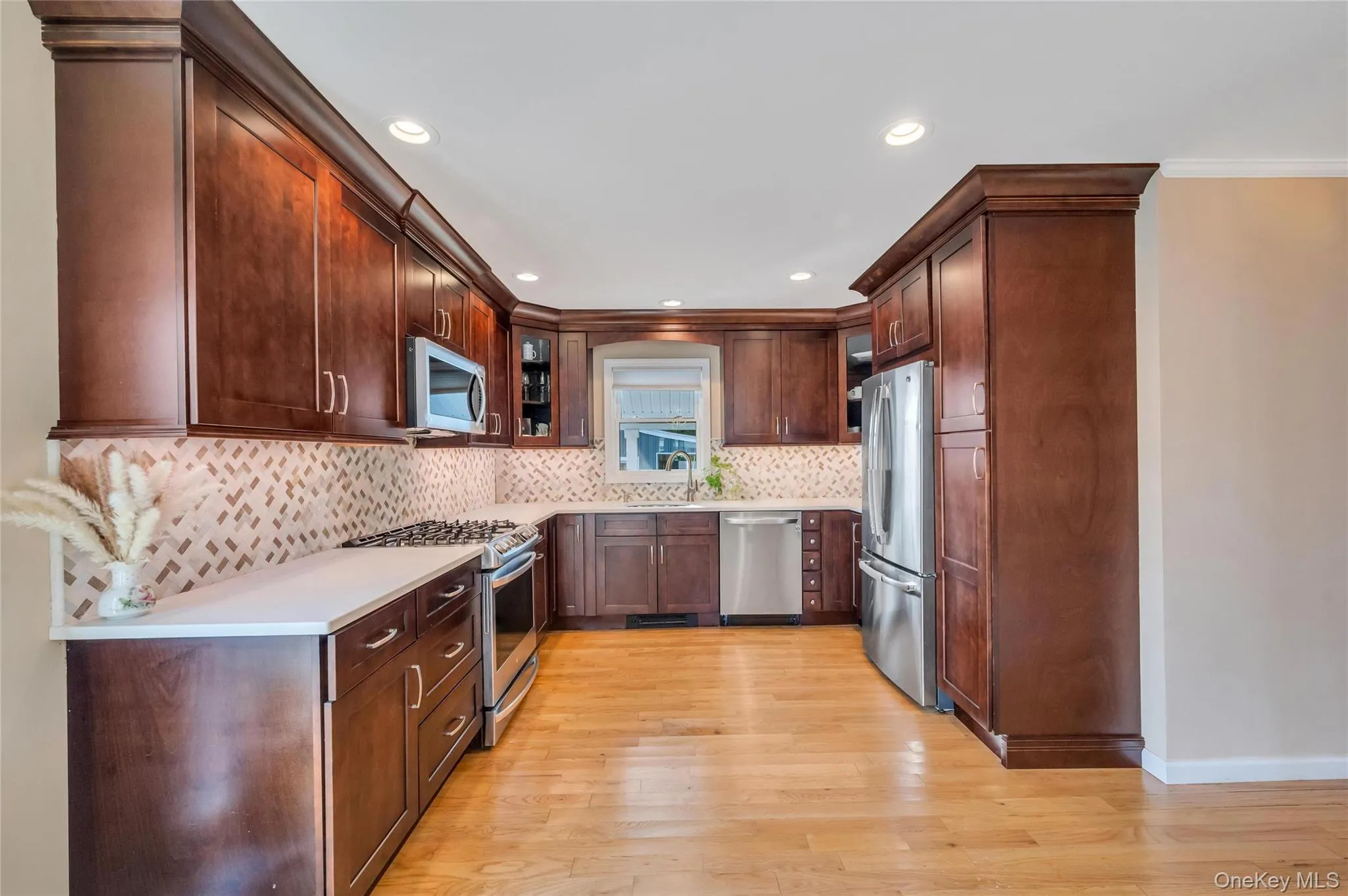 5 Sunset Avenue, Oyster Bay, NY, 3 Bedrooms Bedrooms, 6 Rooms Rooms,2 BathroomsBathrooms,Residential,For Rent,Sunset,0,1029439 5 Sunset Avenue, Oyster Bay, NY, 3 Bedrooms Bedrooms, 6 Rooms Rooms,2 BathroomsBathrooms,Residential,For Rent,Sunset,0,1029439