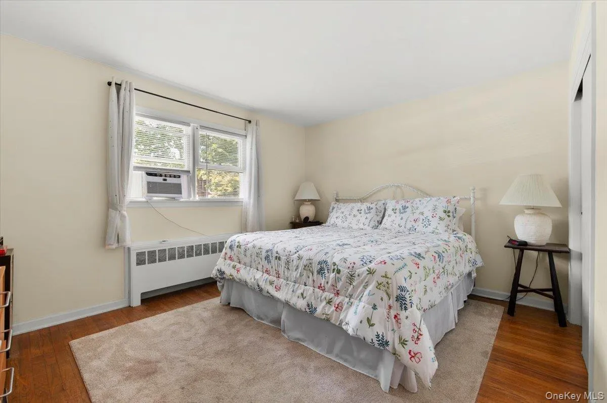 101 Lake Avenue, Smithtown, NY, 3 Bedrooms Bedrooms, 5 Rooms Rooms,2 BathroomsBathrooms,Residential,For Rent,Lake,0,1029446 101 Lake Avenue, Smithtown, NY, 3 Bedrooms Bedrooms, 5 Rooms Rooms,2 BathroomsBathrooms,Residential,For Rent,Lake,0,1029446