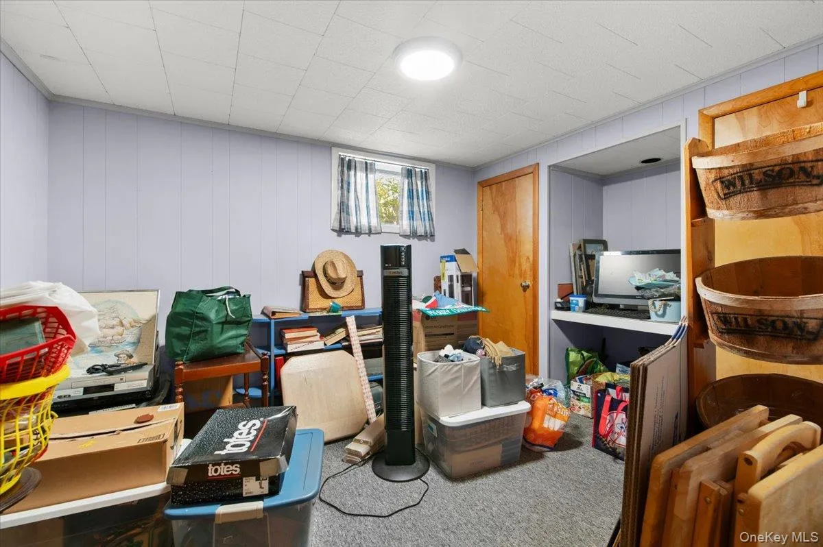 101 Lake Avenue, Smithtown, NY, 3 Bedrooms Bedrooms, 5 Rooms Rooms,2 BathroomsBathrooms,Residential,For Rent,Lake,0,1029446 101 Lake Avenue, Smithtown, NY, 3 Bedrooms Bedrooms, 5 Rooms Rooms,2 BathroomsBathrooms,Residential,For Rent,Lake,0,1029446
