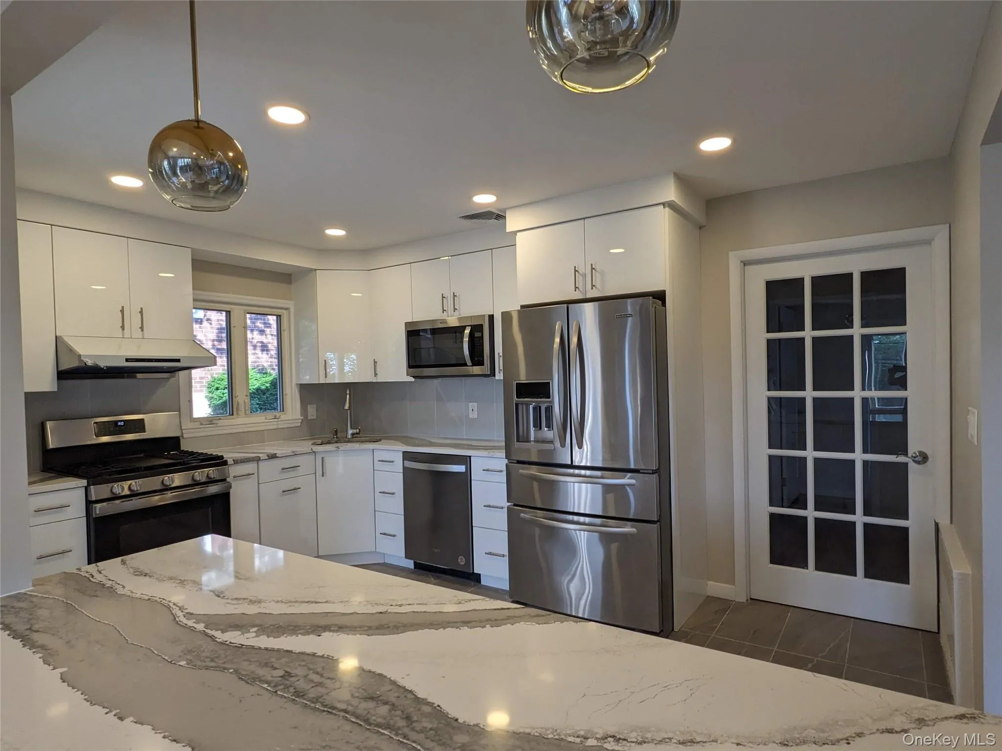 25116 Gaskell Road, New York, NY, 3 Bedrooms Bedrooms, 11 Rooms Rooms,3 BathroomsBathrooms,Residential Lease,For Rent,Gaskell,0,1029448 25116 Gaskell Road, New York, NY, 3 Bedrooms Bedrooms, 11 Rooms Rooms,3 BathroomsBathrooms,Residential Lease,For Rent,Gaskell,0,1029448
