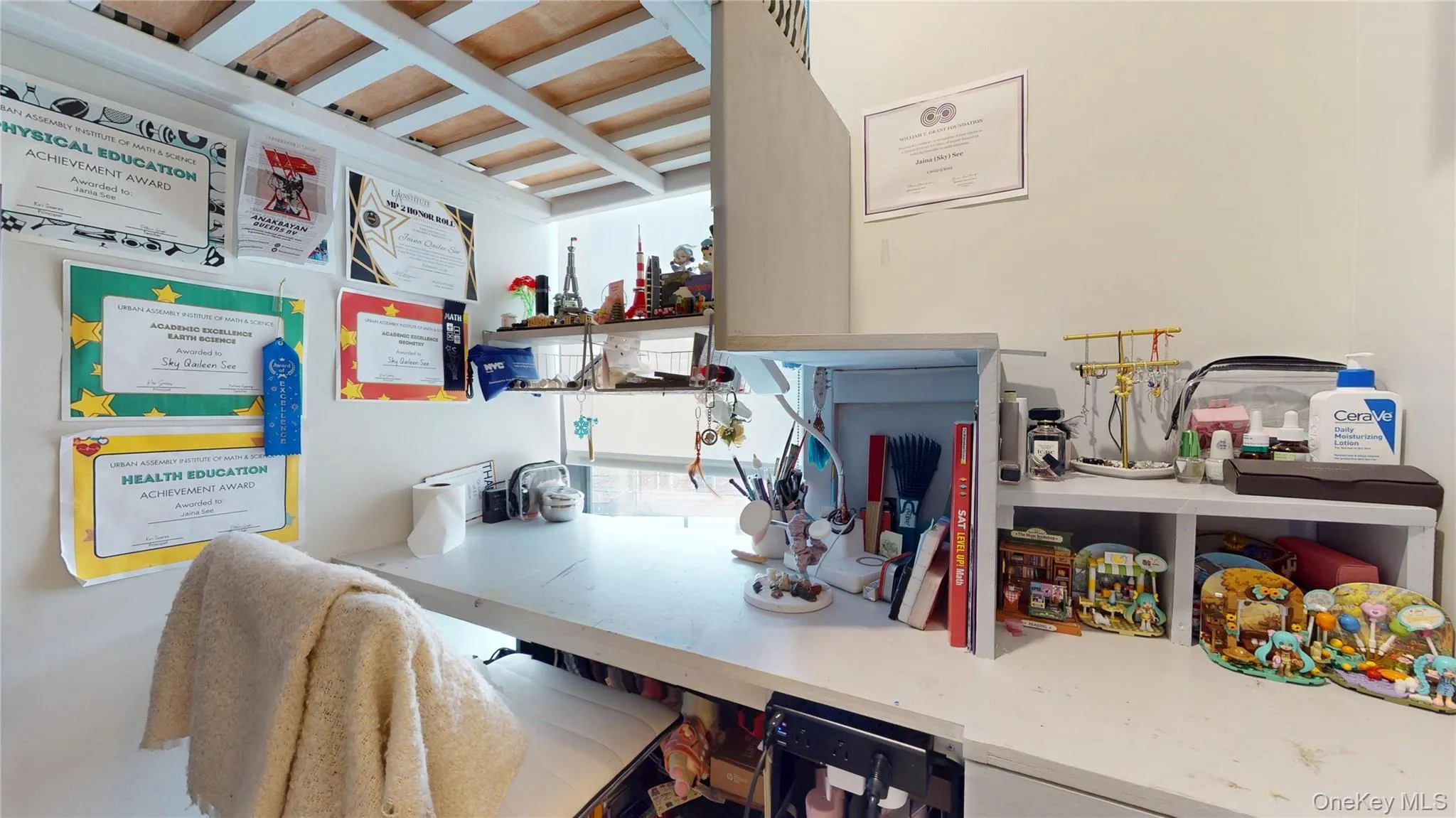 40-22 61st Street, New York, NY, 1 Bedroom Bedrooms, 3 Rooms Rooms,1 BathroomBathrooms,Residential Lease,For Rent,61st,0,1029453 40-22 61st Street, New York, NY, 1 Bedroom Bedrooms, 3 Rooms Rooms,1 BathroomBathrooms,Residential Lease,For Rent,61st,0,1029453