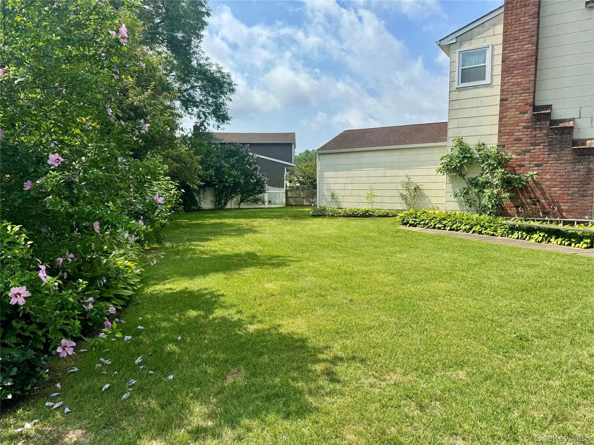49 Avis Drive, Islip, NY, 4 Bedrooms Bedrooms, 7 Rooms Rooms,1 BathroomBathrooms,Residential,For Rent,Avis,0,1029457 49 Avis Drive, Islip, NY, 4 Bedrooms Bedrooms, 7 Rooms Rooms,1 BathroomBathrooms,Residential,For Rent,Avis,0,1029457
