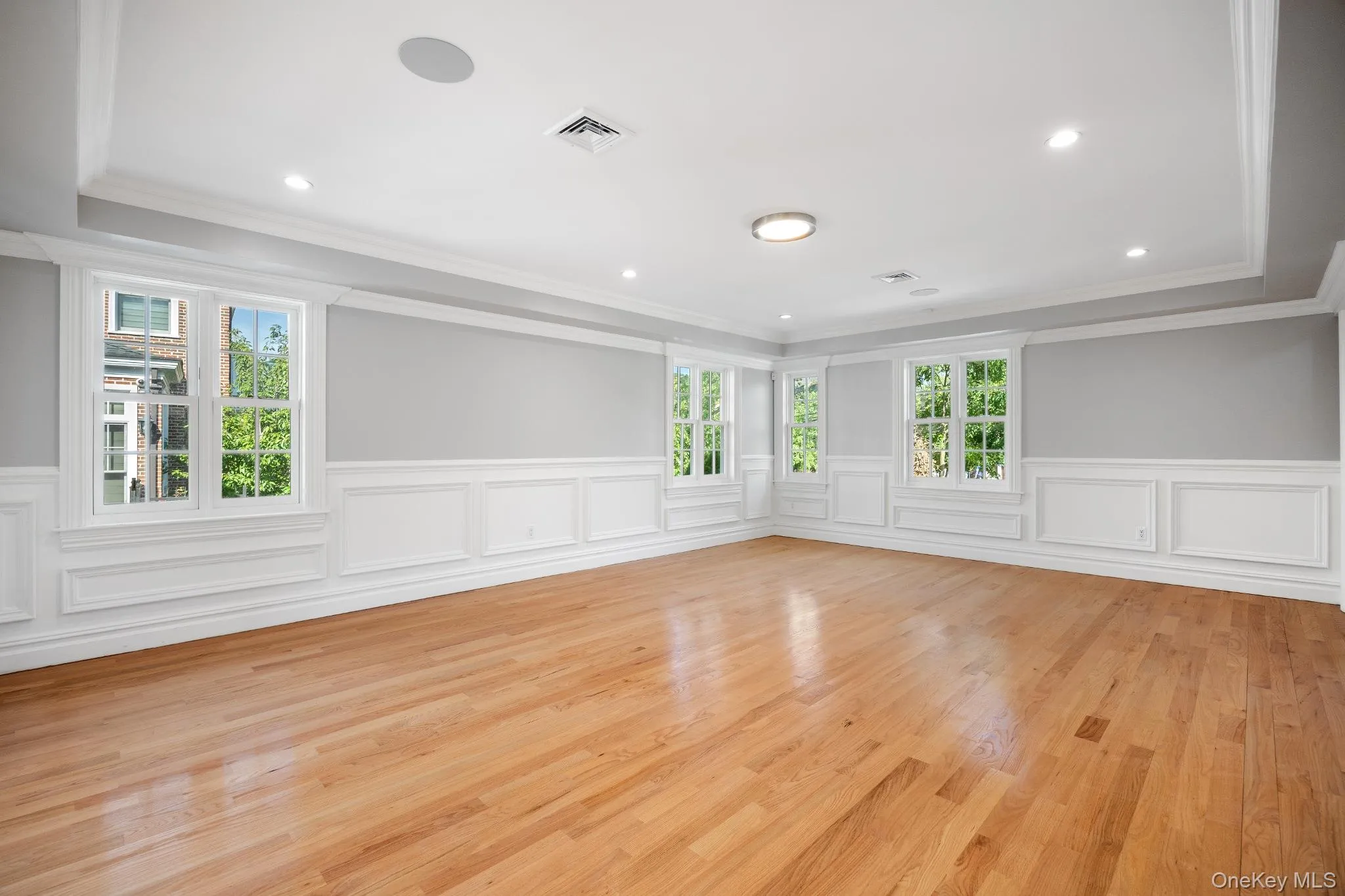 233-25 38 Drive, New York, NY, 4 Bedrooms Bedrooms, 8 Rooms Rooms,3 BathroomsBathrooms,Residential,For Rent,38,0,1029460 233-25 38 Drive, New York, NY, 4 Bedrooms Bedrooms, 8 Rooms Rooms,3 BathroomsBathrooms,Residential,For Rent,38,0,1029460