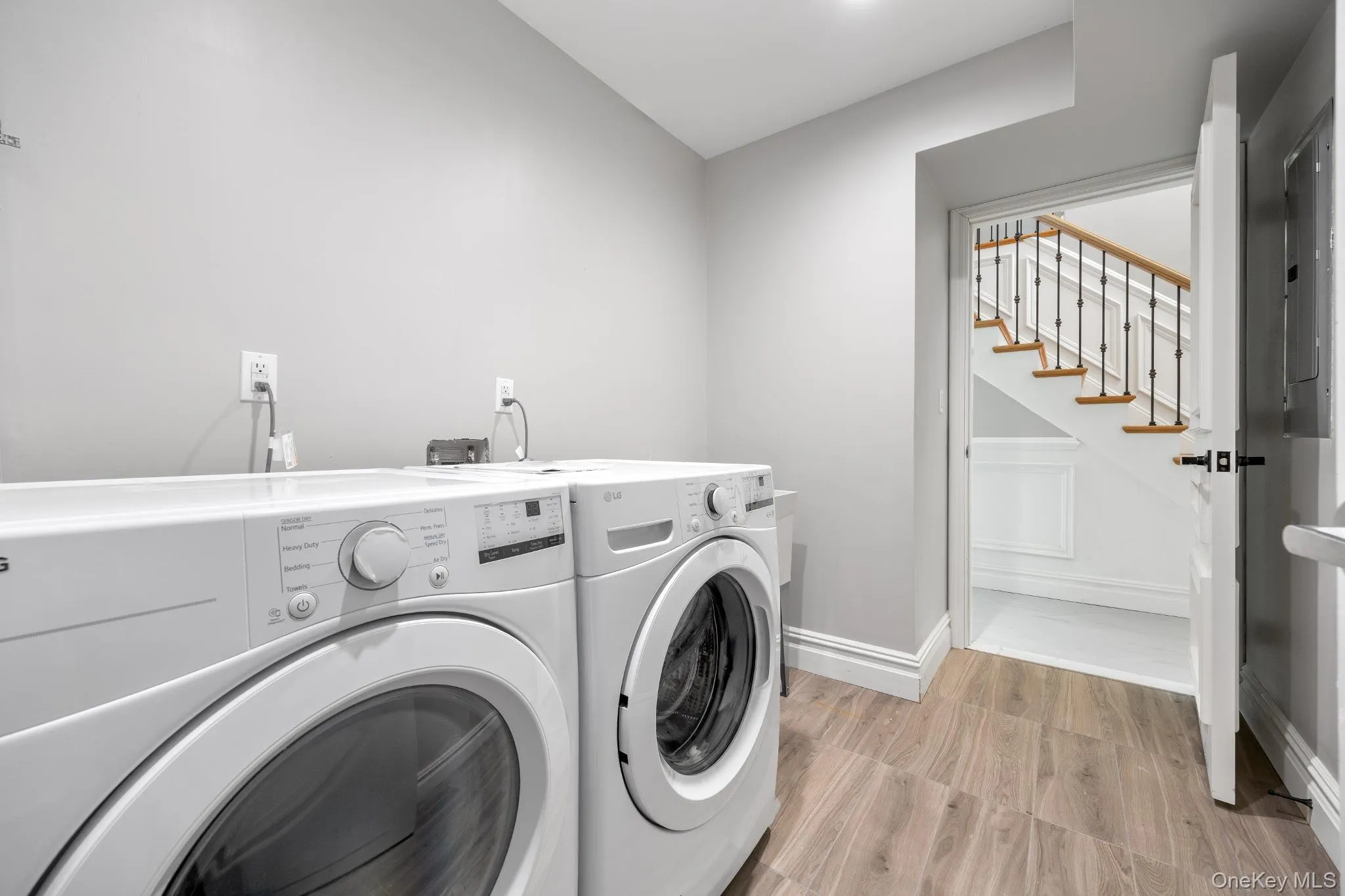 233-25 38 Drive, New York, NY, 4 Bedrooms Bedrooms, 8 Rooms Rooms,3 BathroomsBathrooms,Residential,For Rent,38,0,1029460 233-25 38 Drive, New York, NY, 4 Bedrooms Bedrooms, 8 Rooms Rooms,3 BathroomsBathrooms,Residential,For Rent,38,0,1029460