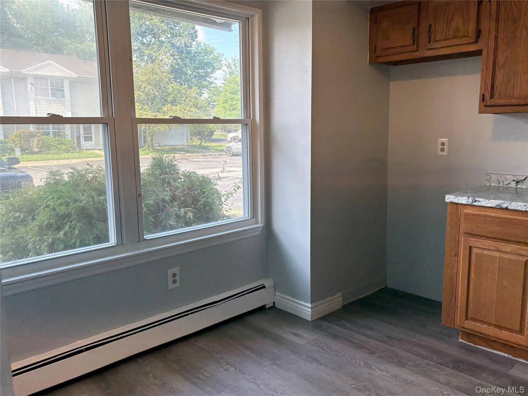 32 Palmer Avenue, Middletown, NY, 2 Bedrooms Bedrooms, 5 Rooms Rooms,1 BathroomBathrooms,Residential Lease,For Rent,Palmer,0,1029463 32 Palmer Avenue, Middletown, NY, 2 Bedrooms Bedrooms, 5 Rooms Rooms,1 BathroomBathrooms,Residential Lease,For Rent,Palmer,0,1029463