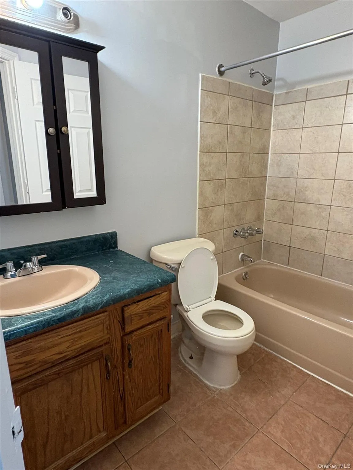 32 Palmer Avenue, Middletown, NY, 2 Bedrooms Bedrooms, 5 Rooms Rooms,1 BathroomBathrooms,Residential Lease,For Rent,Palmer,0,1029463 32 Palmer Avenue, Middletown, NY, 2 Bedrooms Bedrooms, 5 Rooms Rooms,1 BathroomBathrooms,Residential Lease,For Rent,Palmer,0,1029463