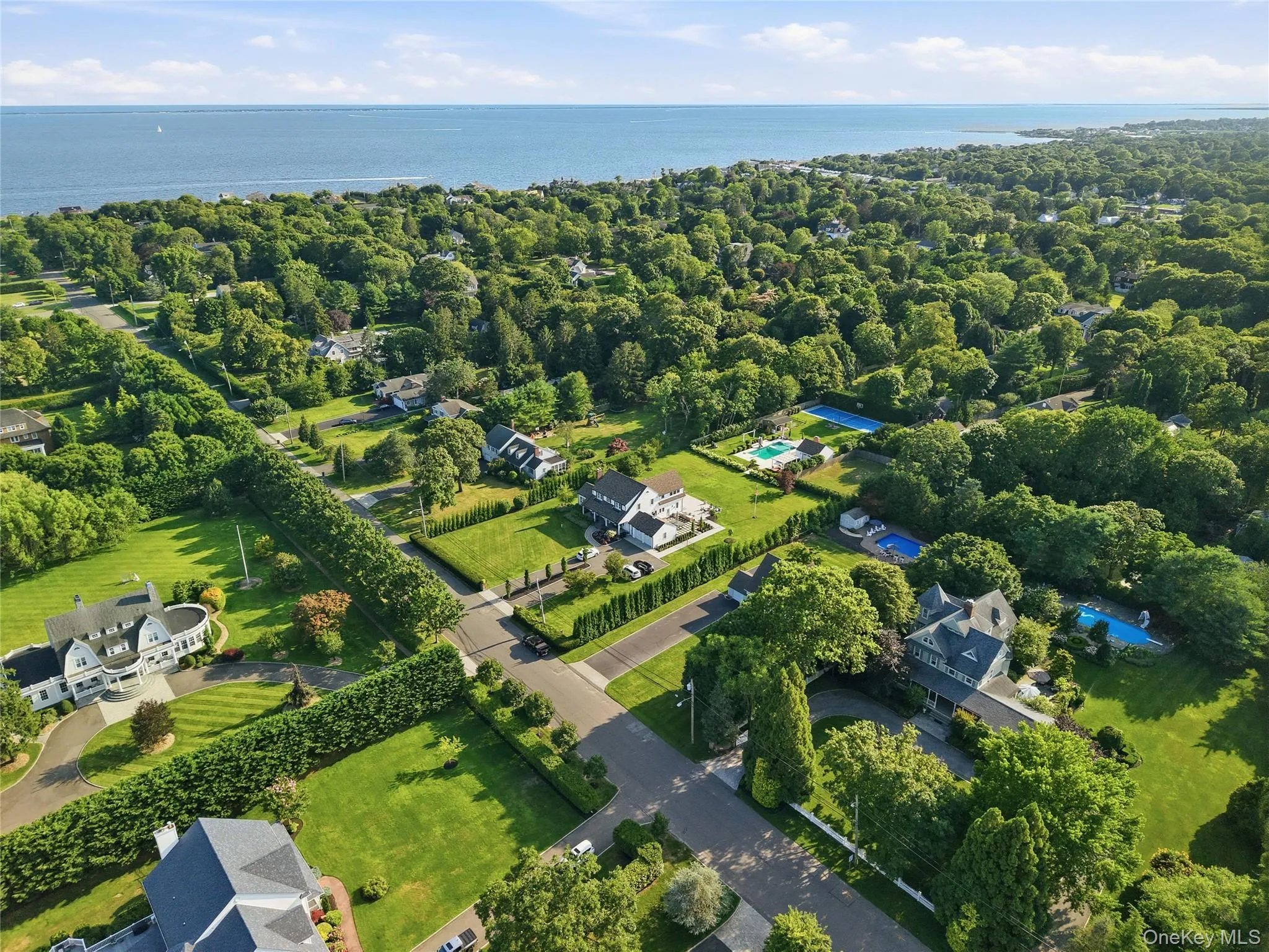 22 Gillette Avenue, Islip, NY, 4 Bedrooms Bedrooms, 8 Rooms Rooms,2 BathroomsBathrooms,Residential,For Rent,Gillette,0,1029464 22 Gillette Avenue, Islip, NY, 4 Bedrooms Bedrooms, 8 Rooms Rooms,2 BathroomsBathrooms,Residential,For Rent,Gillette,0,1029464