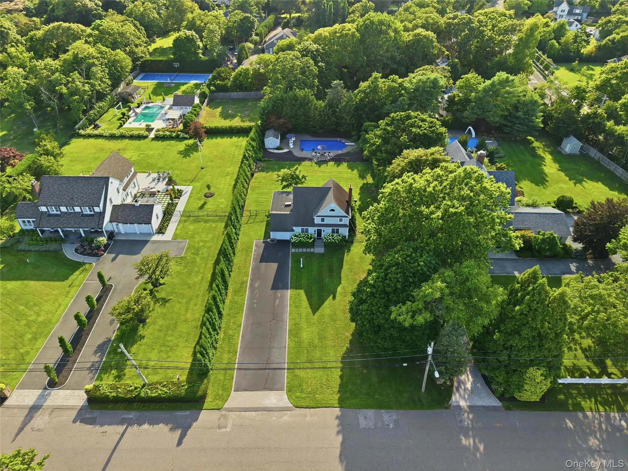 22 Gillette Avenue, Islip, NY, 4 Bedrooms Bedrooms, 8 Rooms Rooms,2 BathroomsBathrooms,Residential,For Rent,Gillette,0,1029464 22 Gillette Avenue, Islip, NY, 4 Bedrooms Bedrooms, 8 Rooms Rooms,2 BathroomsBathrooms,Residential,For Rent,Gillette,0,1029464