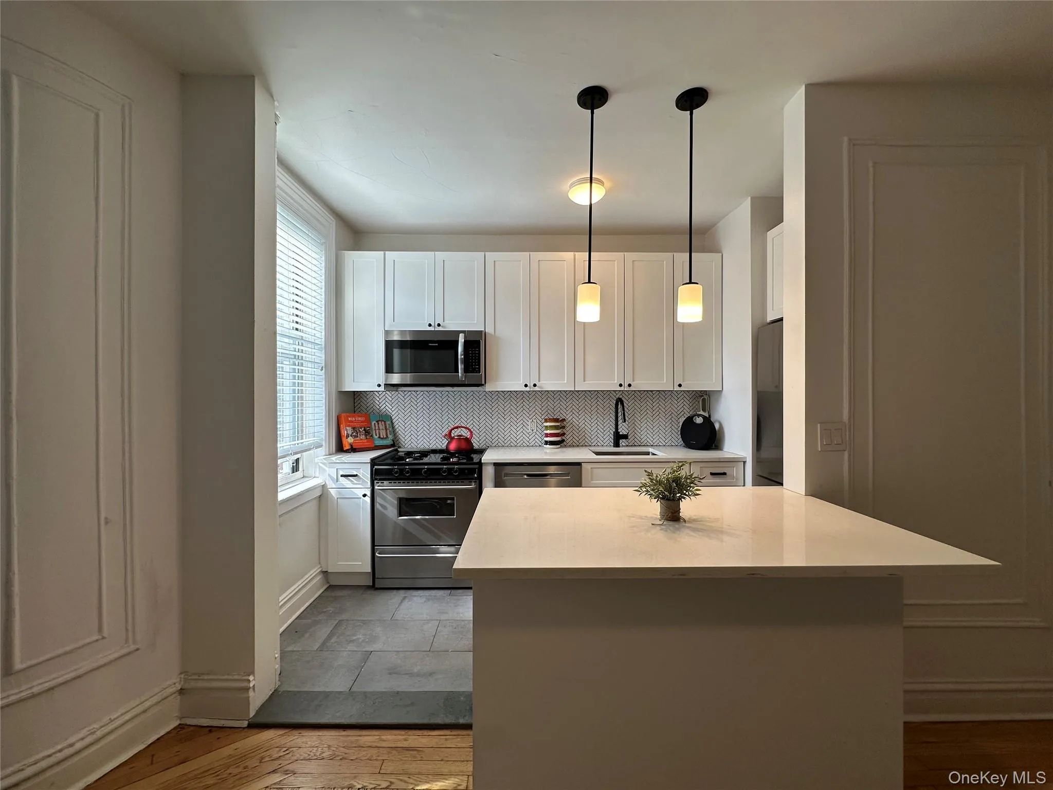 445 Gramatan Avenue, Mount Vernon, NY, 2 Bedrooms Bedrooms, 4 Rooms Rooms,1 BathroomBathrooms,Residential,For Rent,Gramatan,0,1029466 445 Gramatan Avenue, Mount Vernon, NY, 2 Bedrooms Bedrooms, 4 Rooms Rooms,1 BathroomBathrooms,Residential,For Rent,Gramatan,0,1029466
