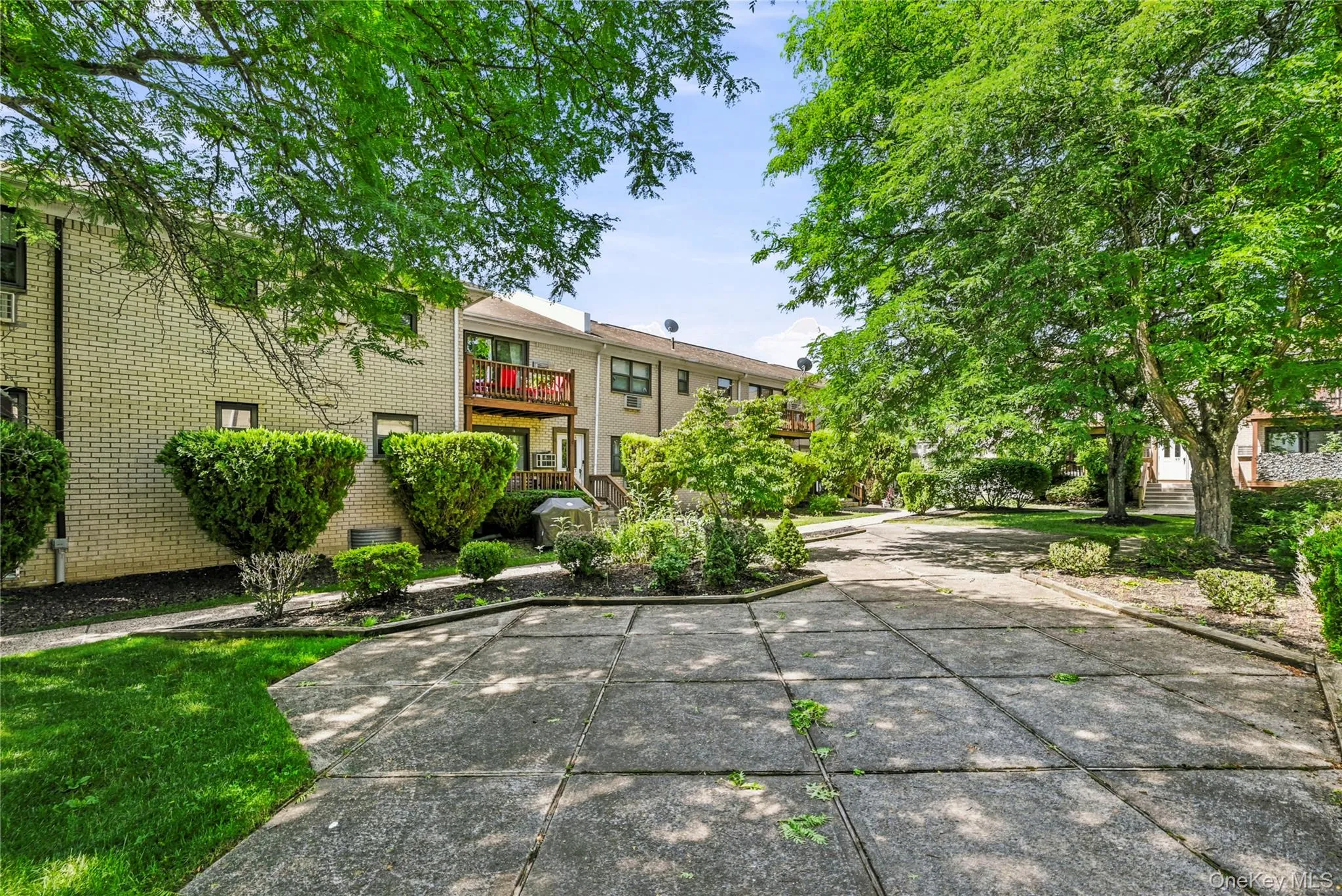 64 W. Sneden Place, Ramapo, NY, 2 Bedrooms Bedrooms, 5 Rooms Rooms,1 BathroomBathrooms,Residential,For Rent,W. Sneden,0,1029476 64 W. Sneden Place, Ramapo, NY, 2 Bedrooms Bedrooms, 5 Rooms Rooms,1 BathroomBathrooms,Residential,For Rent,W. Sneden,0,1029476