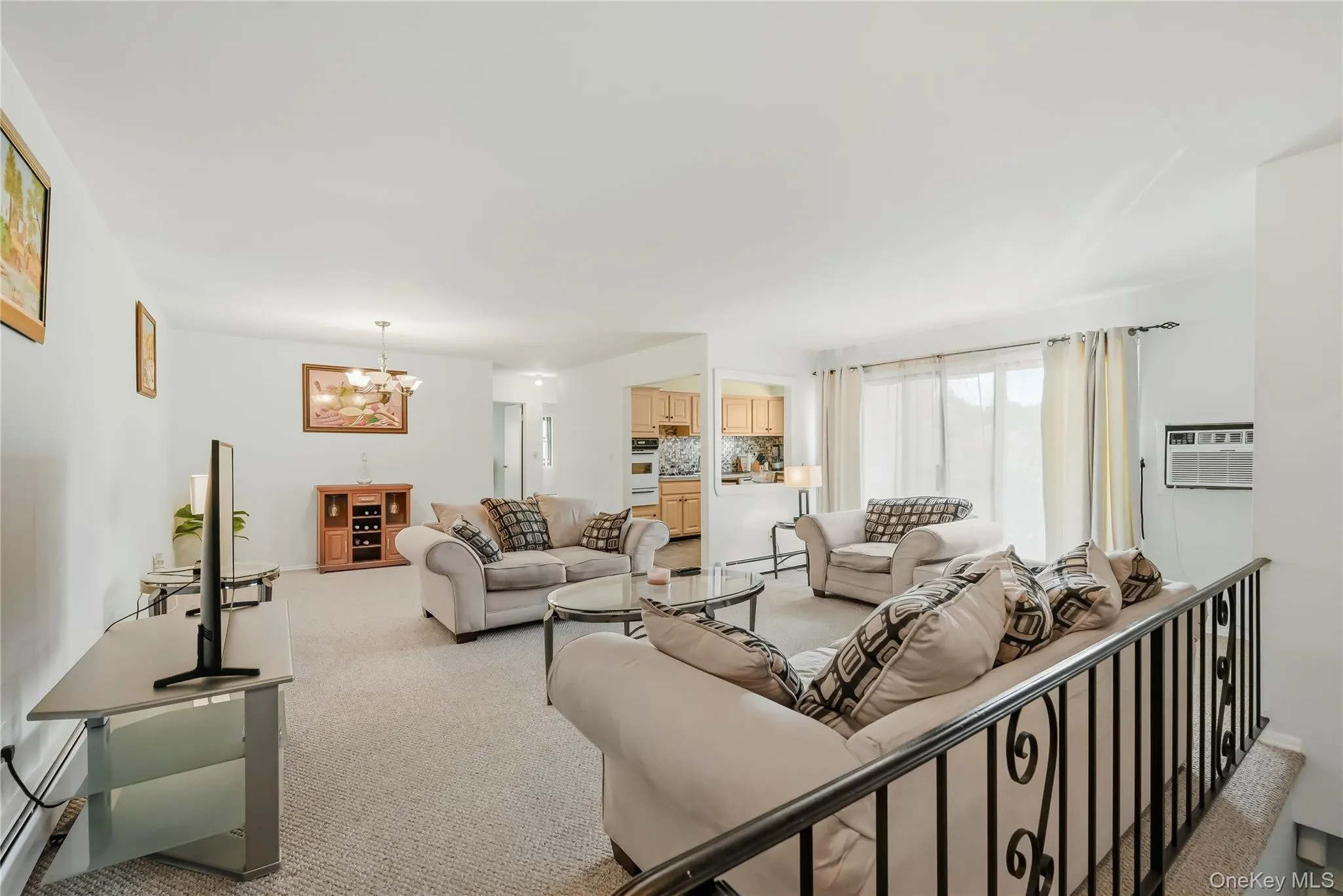 64 W. Sneden Place, Ramapo, NY, 2 Bedrooms Bedrooms, 5 Rooms Rooms,1 BathroomBathrooms,Residential,For Rent,W. Sneden,0,1029476 64 W. Sneden Place, Ramapo, NY, 2 Bedrooms Bedrooms, 5 Rooms Rooms,1 BathroomBathrooms,Residential,For Rent,W. Sneden,0,1029476