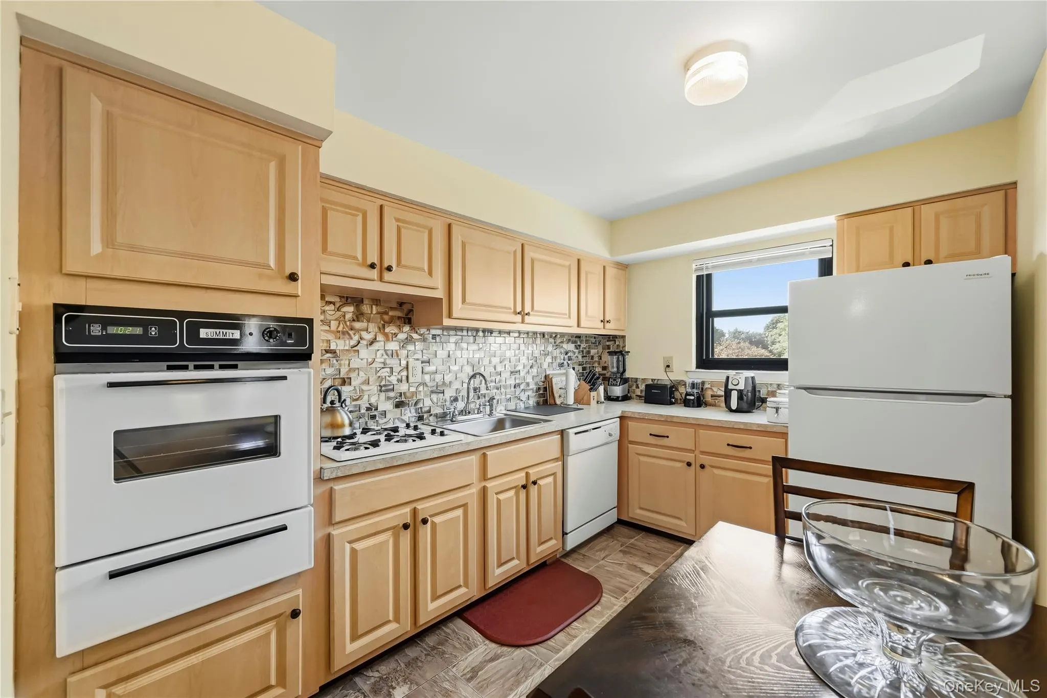 64 W. Sneden Place, Ramapo, NY, 2 Bedrooms Bedrooms, 5 Rooms Rooms,1 BathroomBathrooms,Residential,For Rent,W. Sneden,0,1029476 64 W. Sneden Place, Ramapo, NY, 2 Bedrooms Bedrooms, 5 Rooms Rooms,1 BathroomBathrooms,Residential,For Rent,W. Sneden,0,1029476