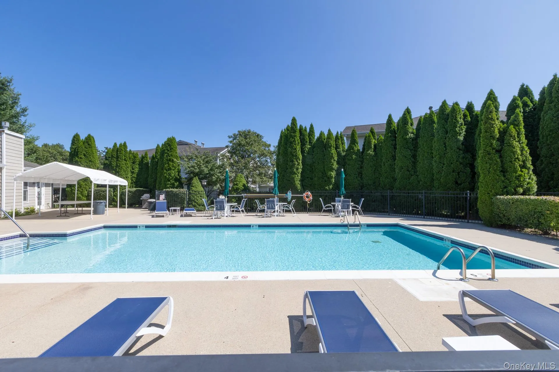 1204 Aerie Way, Southampton, NY, 2 Bedrooms Bedrooms, 4 Rooms Rooms,2 BathroomsBathrooms,Residential,For Rent,Aerie,0,1029482 1204 Aerie Way, Southampton, NY, 2 Bedrooms Bedrooms, 4 Rooms Rooms,2 BathroomsBathrooms,Residential,For Rent,Aerie,0,1029482
