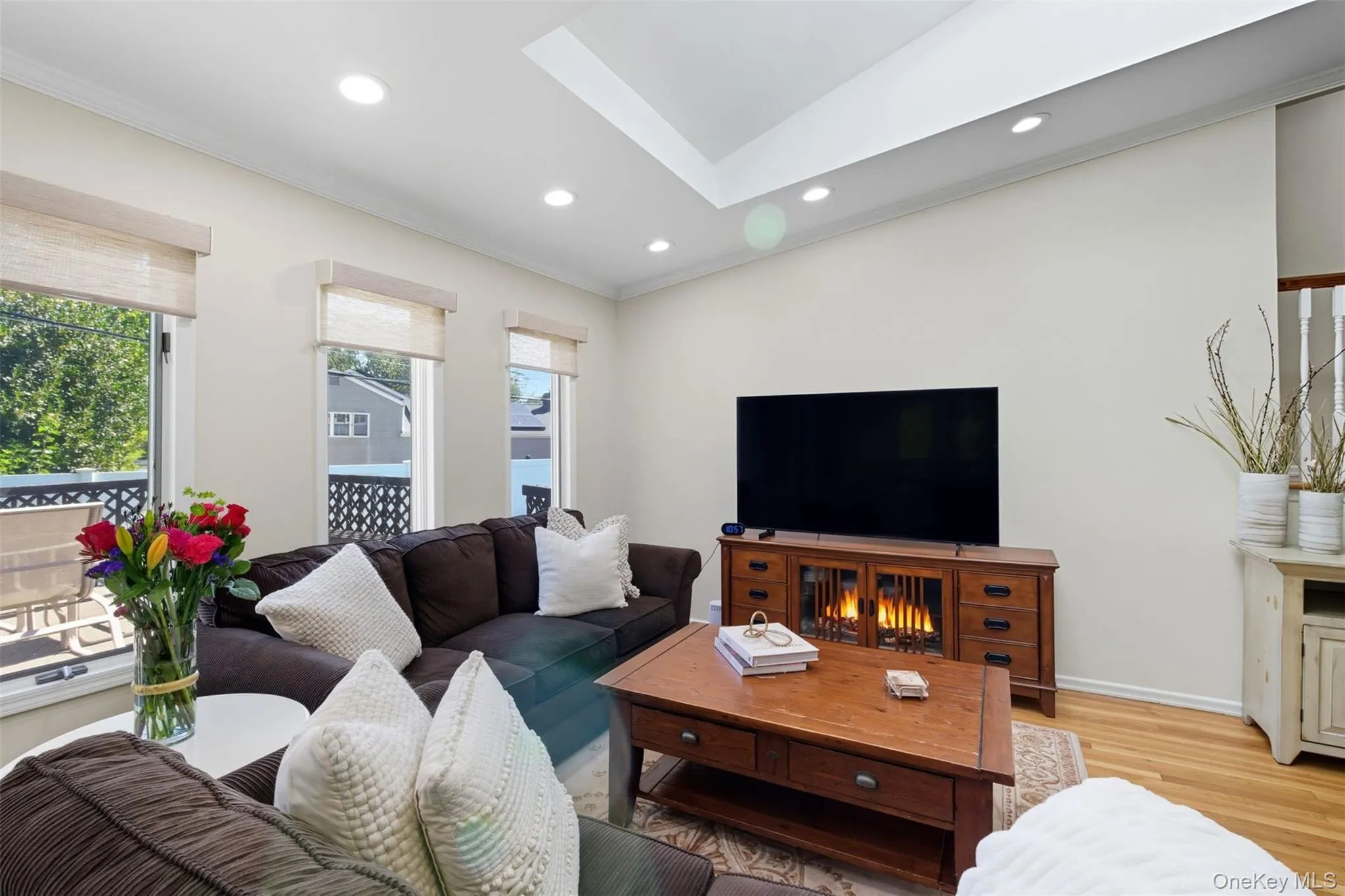 17 Willben Lane, Oyster Bay, NY, 3 Bedrooms Bedrooms, 8 Rooms Rooms,2 BathroomsBathrooms,Residential,For Rent,Willben,0,1029484 17 Willben Lane, Oyster Bay, NY, 3 Bedrooms Bedrooms, 8 Rooms Rooms,2 BathroomsBathrooms,Residential,For Rent,Willben,0,1029484