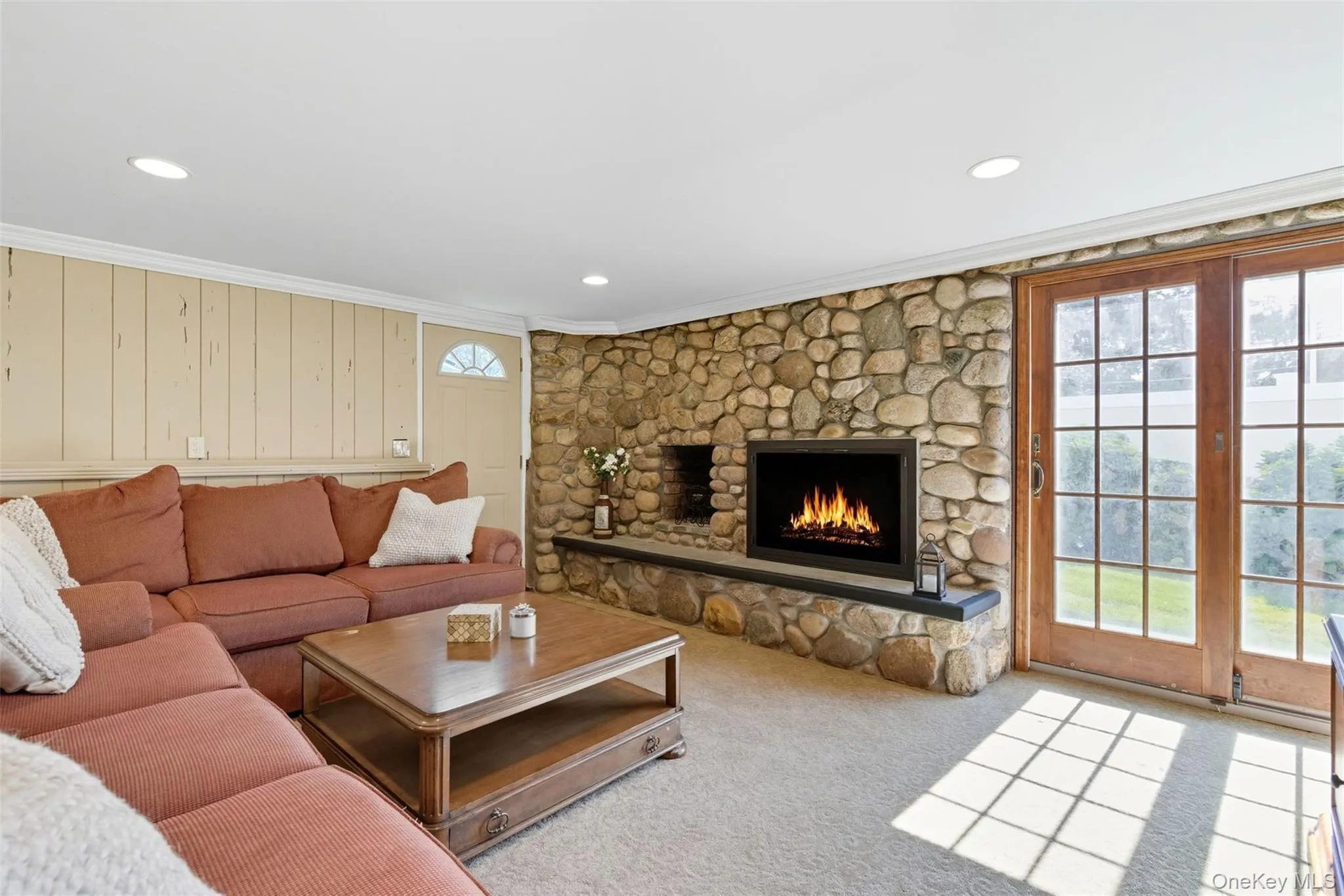17 Willben Lane, Oyster Bay, NY, 3 Bedrooms Bedrooms, 8 Rooms Rooms,2 BathroomsBathrooms,Residential,For Rent,Willben,0,1029484 17 Willben Lane, Oyster Bay, NY, 3 Bedrooms Bedrooms, 8 Rooms Rooms,2 BathroomsBathrooms,Residential,For Rent,Willben,0,1029484