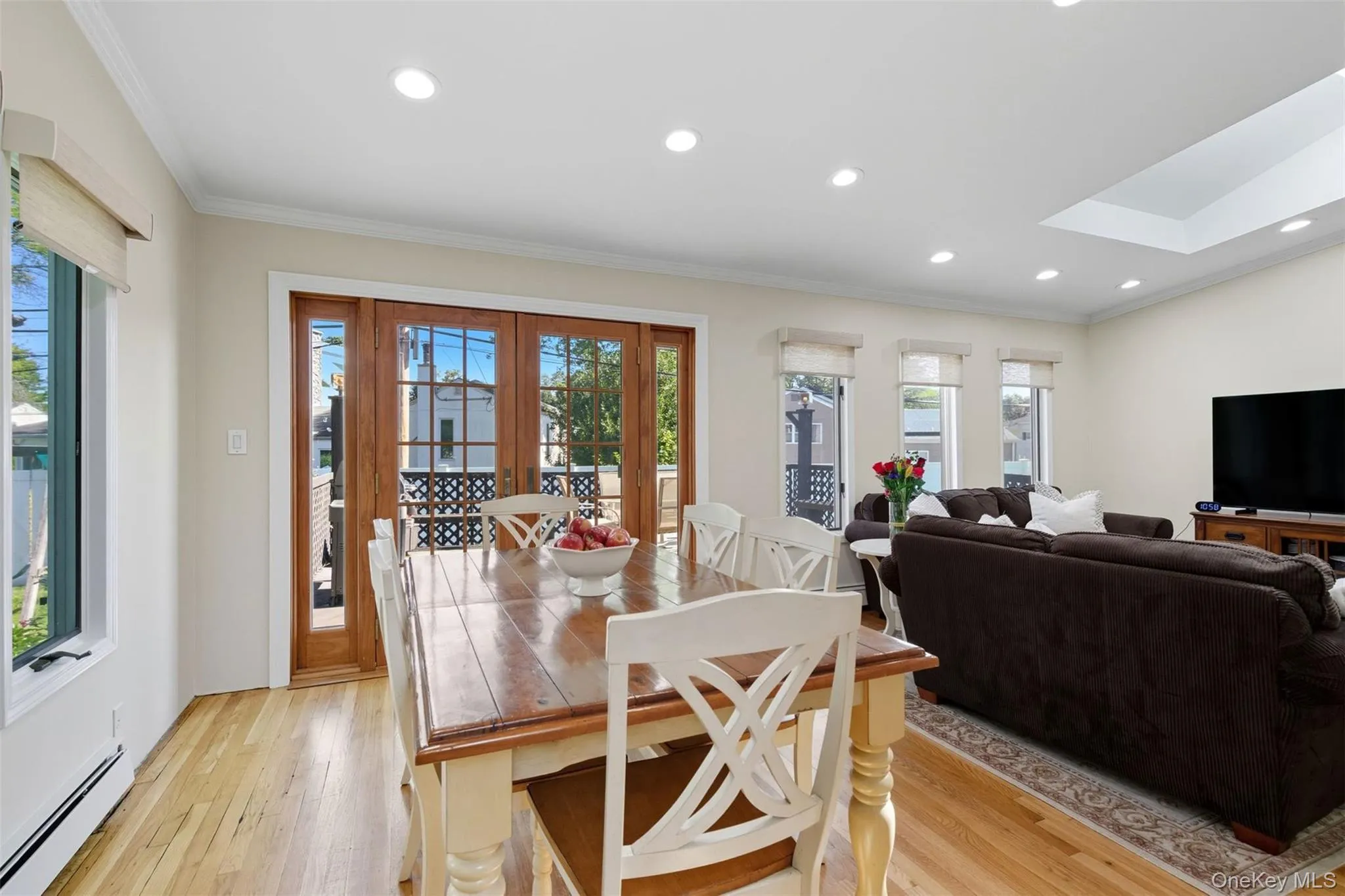 17 Willben Lane, Oyster Bay, NY, 3 Bedrooms Bedrooms, 8 Rooms Rooms,2 BathroomsBathrooms,Residential,For Rent,Willben,0,1029484 17 Willben Lane, Oyster Bay, NY, 3 Bedrooms Bedrooms, 8 Rooms Rooms,2 BathroomsBathrooms,Residential,For Rent,Willben,0,1029484