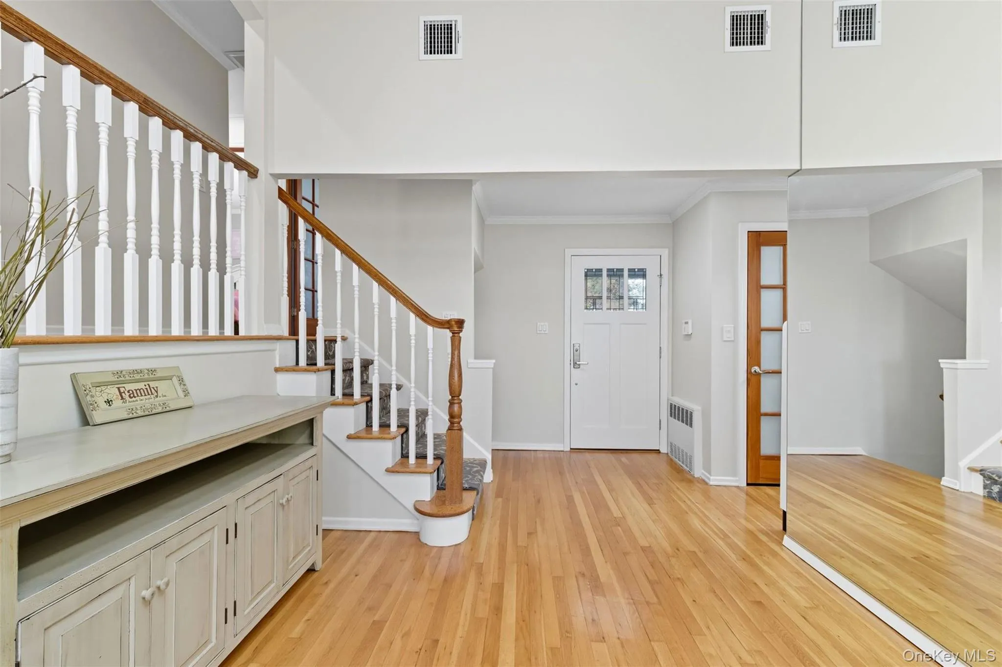 17 Willben Lane, Oyster Bay, NY, 3 Bedrooms Bedrooms, 8 Rooms Rooms,2 BathroomsBathrooms,Residential,For Rent,Willben,0,1029484 17 Willben Lane, Oyster Bay, NY, 3 Bedrooms Bedrooms, 8 Rooms Rooms,2 BathroomsBathrooms,Residential,For Rent,Willben,0,1029484