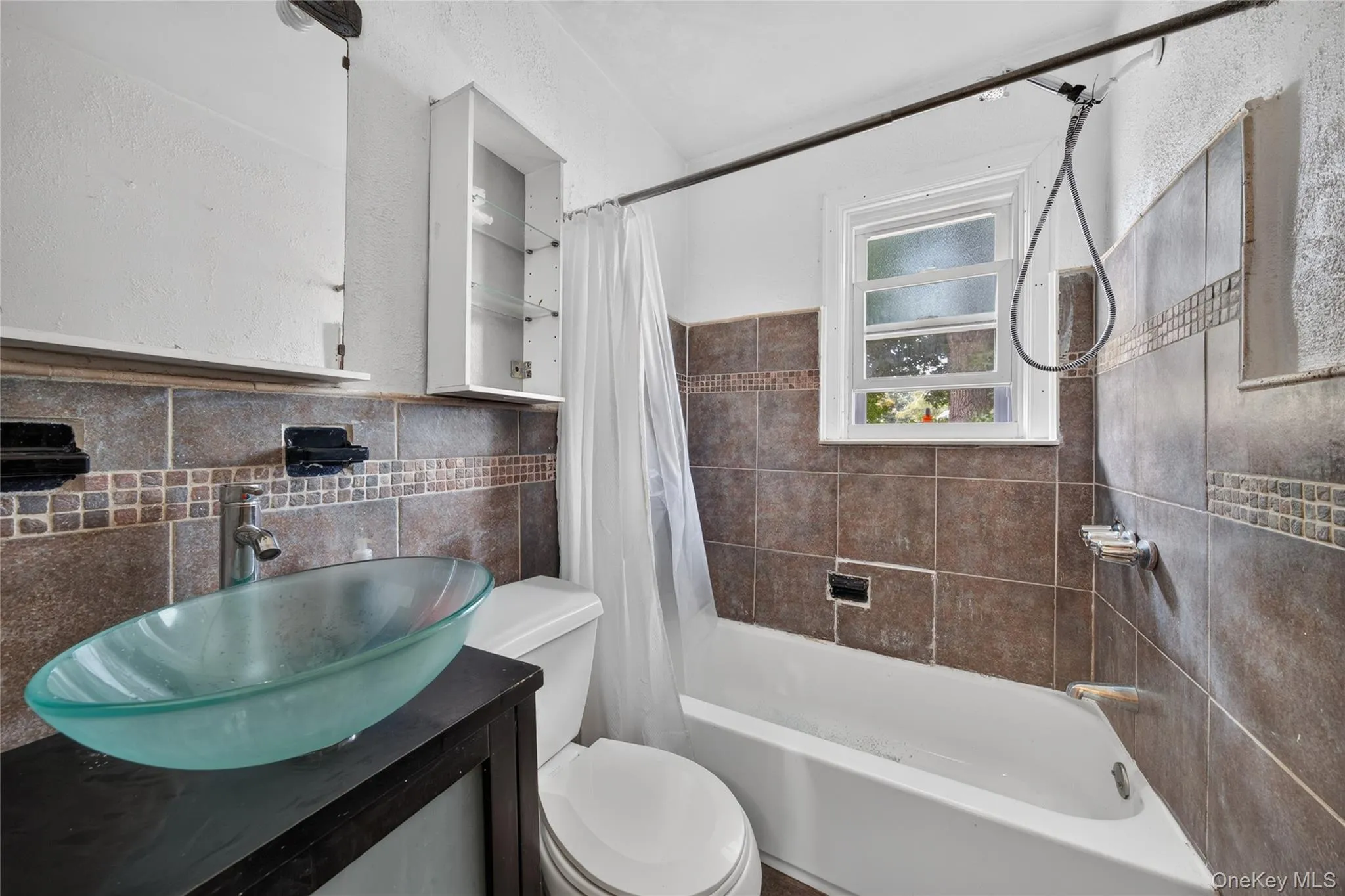 249 Bay Shore Road, Islip, NY, 3 Bedrooms Bedrooms, 7 Rooms Rooms,2 BathroomsBathrooms,Residential,For Rent,Bay Shore,0,1029489 249 Bay Shore Road, Islip, NY, 3 Bedrooms Bedrooms, 7 Rooms Rooms,2 BathroomsBathrooms,Residential,For Rent,Bay Shore,0,1029489