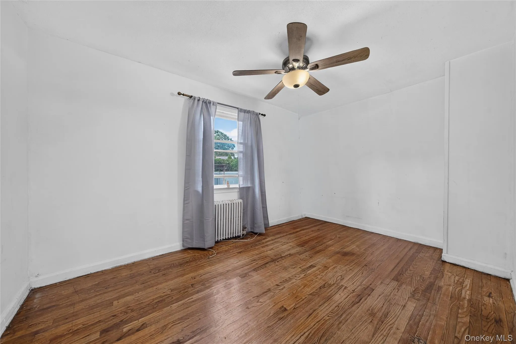 249 Bay Shore Road, Islip, NY, 3 Bedrooms Bedrooms, 7 Rooms Rooms,2 BathroomsBathrooms,Residential,For Rent,Bay Shore,0,1029489 249 Bay Shore Road, Islip, NY, 3 Bedrooms Bedrooms, 7 Rooms Rooms,2 BathroomsBathrooms,Residential,For Rent,Bay Shore,0,1029489