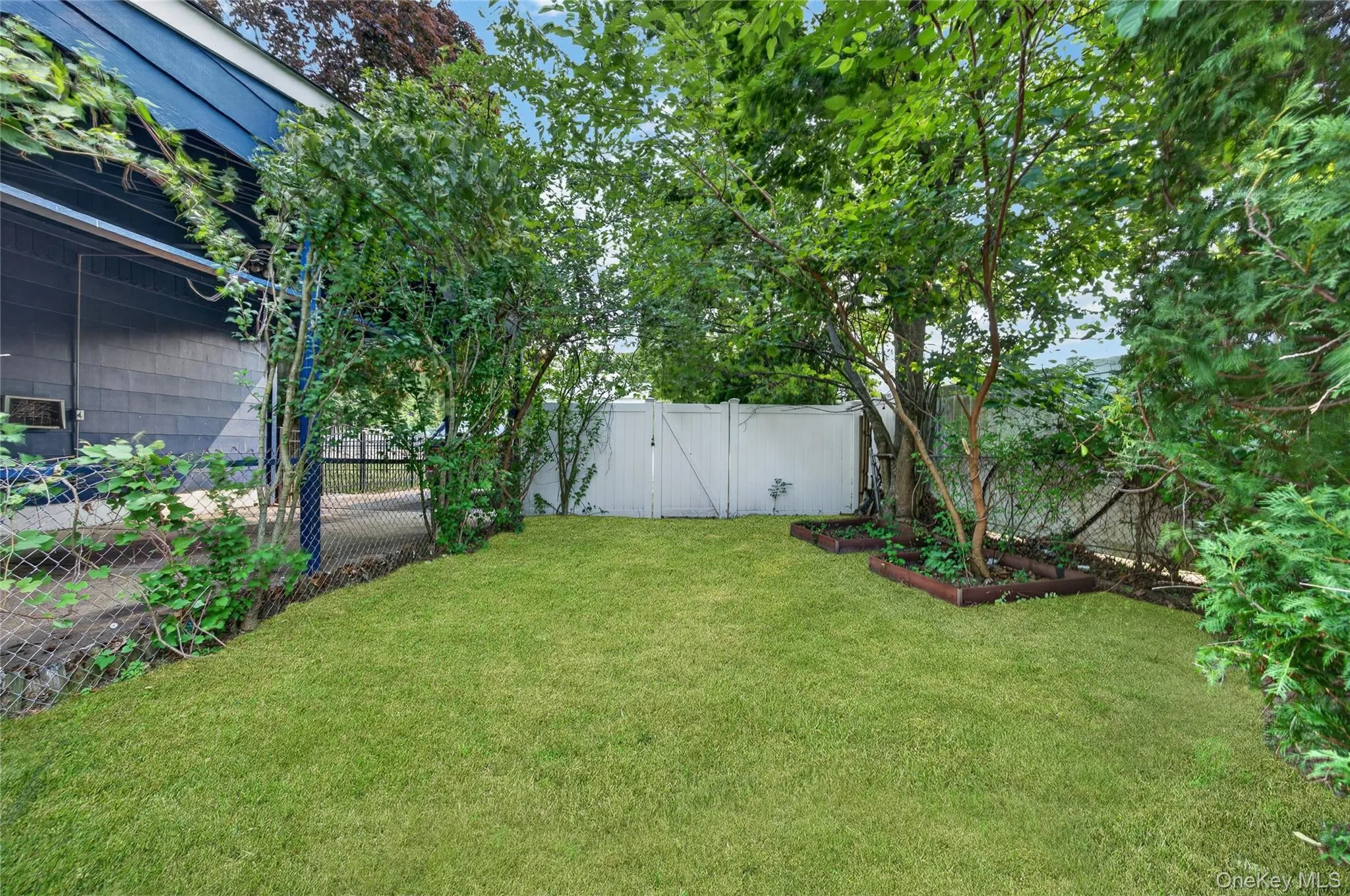 249 Bay Shore Road, Islip, NY, 3 Bedrooms Bedrooms, 7 Rooms Rooms,2 BathroomsBathrooms,Residential,For Rent,Bay Shore,0,1029489 249 Bay Shore Road, Islip, NY, 3 Bedrooms Bedrooms, 7 Rooms Rooms,2 BathroomsBathrooms,Residential,For Rent,Bay Shore,0,1029489