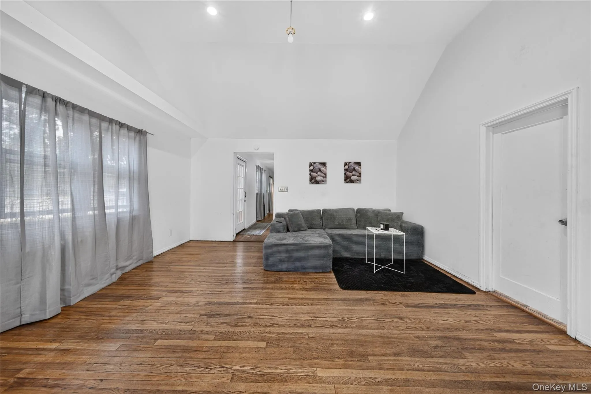 249 Bay Shore Road, Islip, NY, 3 Bedrooms Bedrooms, 7 Rooms Rooms,2 BathroomsBathrooms,Residential,For Rent,Bay Shore,0,1029489 249 Bay Shore Road, Islip, NY, 3 Bedrooms Bedrooms, 7 Rooms Rooms,2 BathroomsBathrooms,Residential,For Rent,Bay Shore,0,1029489