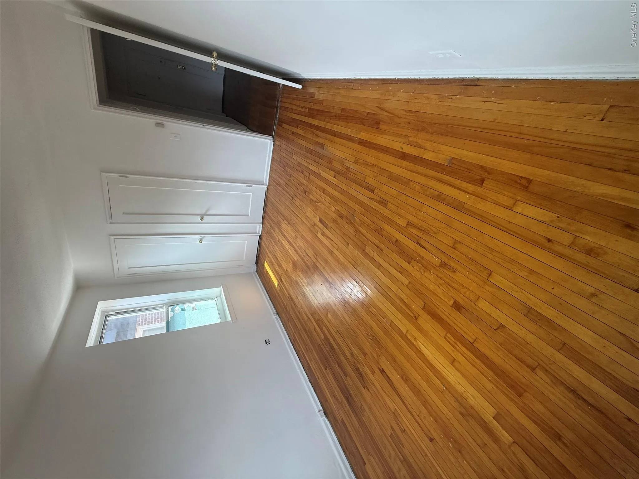 33-15 81st Street, New York, NY, 1 Bedroom Bedrooms, 3 Rooms Rooms,1 BathroomBathrooms,Residential,For Rent,81st,0,1029494 33-15 81st Street, New York, NY, 1 Bedroom Bedrooms, 3 Rooms Rooms,1 BathroomBathrooms,Residential,For Rent,81st,0,1029494