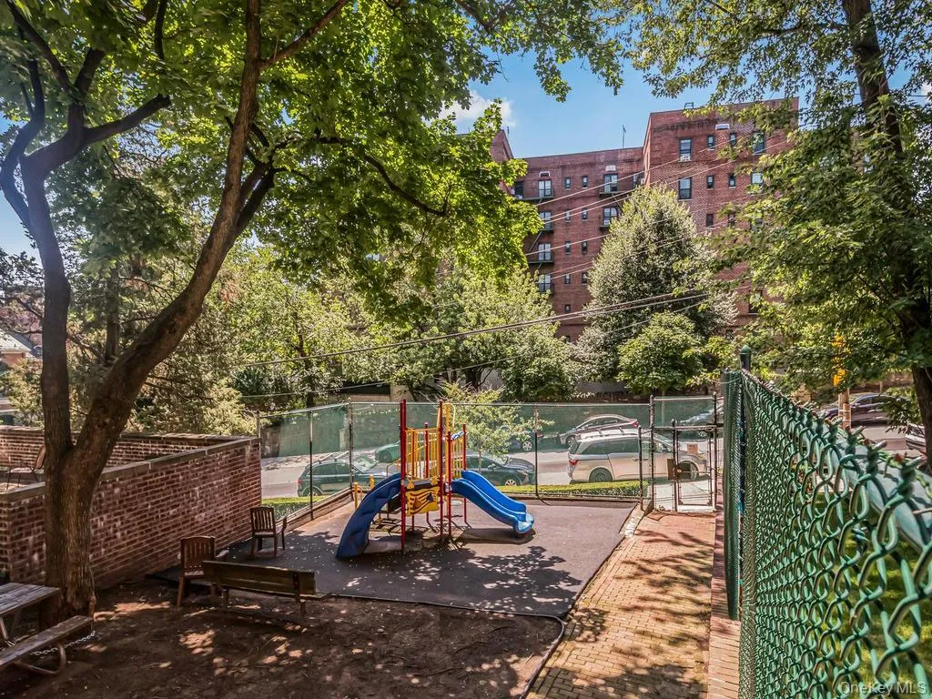 5601 Riverdale Avenue, New York, NY, 1 Bedroom Bedrooms, 4 Rooms Rooms,1 BathroomBathrooms,Residential,For Rent,Riverdale,0,1029498 5601 Riverdale Avenue, New York, NY, 1 Bedroom Bedrooms, 4 Rooms Rooms,1 BathroomBathrooms,Residential,For Rent,Riverdale,0,1029498