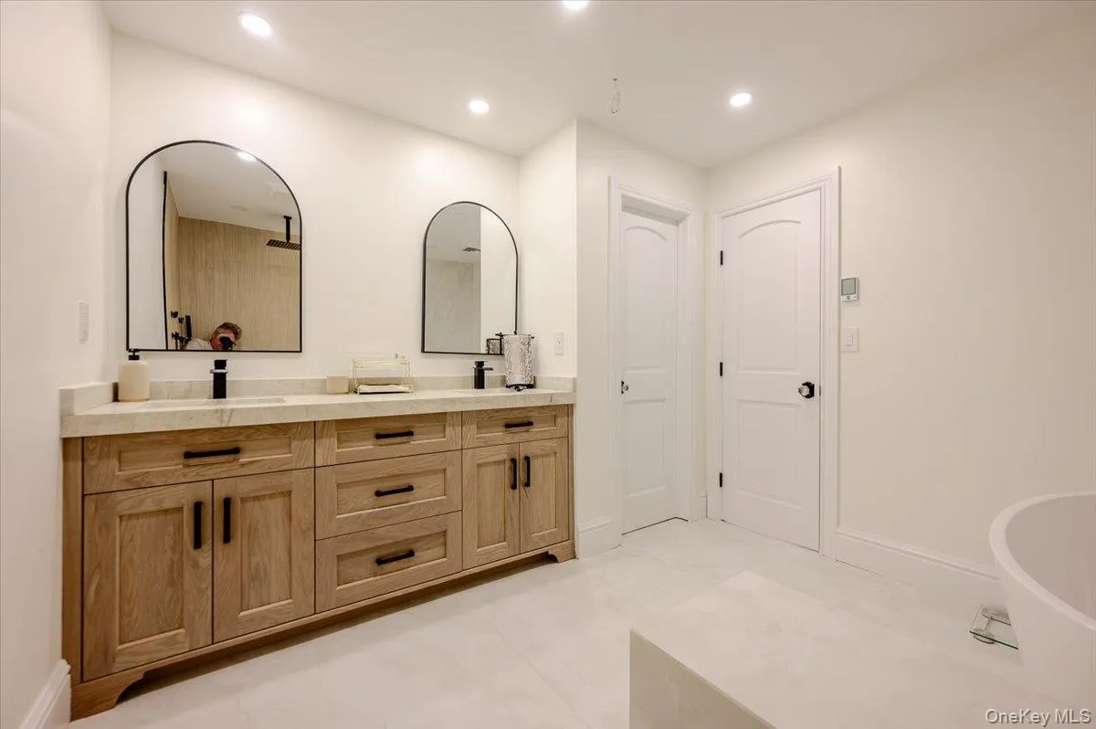 Double Vanity Double Vanity