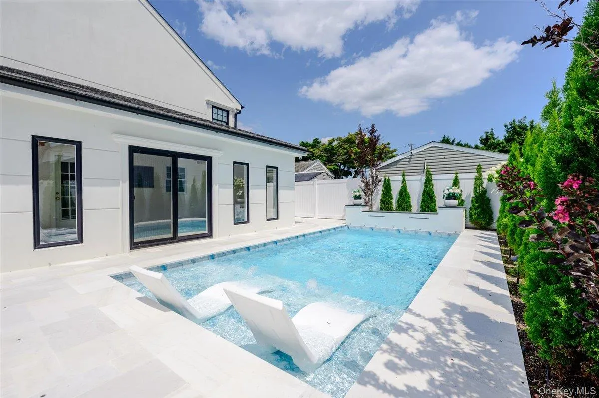 247 Forest Avenue, Oyster Bay, NY, 4 Bedrooms Bedrooms, 9 Rooms Rooms,3 BathroomsBathrooms,Residential,For Rent,Forest,0,1029501 247 Forest Avenue, Oyster Bay, NY, 4 Bedrooms Bedrooms, 9 Rooms Rooms,3 BathroomsBathrooms,Residential,For Rent,Forest,0,1029501