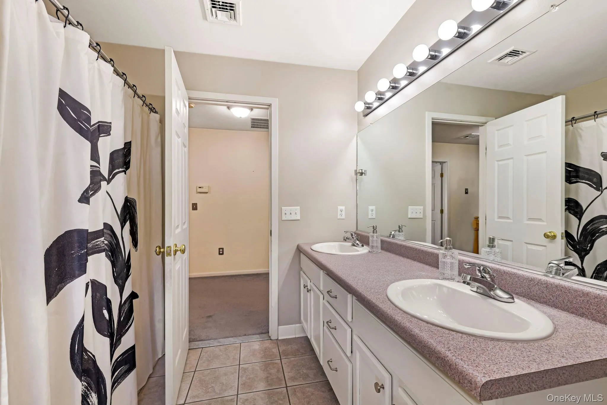 44 Ramblewood Drive, Newburgh (town), NY, 4 Bedrooms Bedrooms, 9 Rooms Rooms,2 BathroomsBathrooms,Residential,For Rent,Ramblewood,0,1029508 44 Ramblewood Drive, Newburgh (town), NY, 4 Bedrooms Bedrooms, 9 Rooms Rooms,2 BathroomsBathrooms,Residential,For Rent,Ramblewood,0,1029508