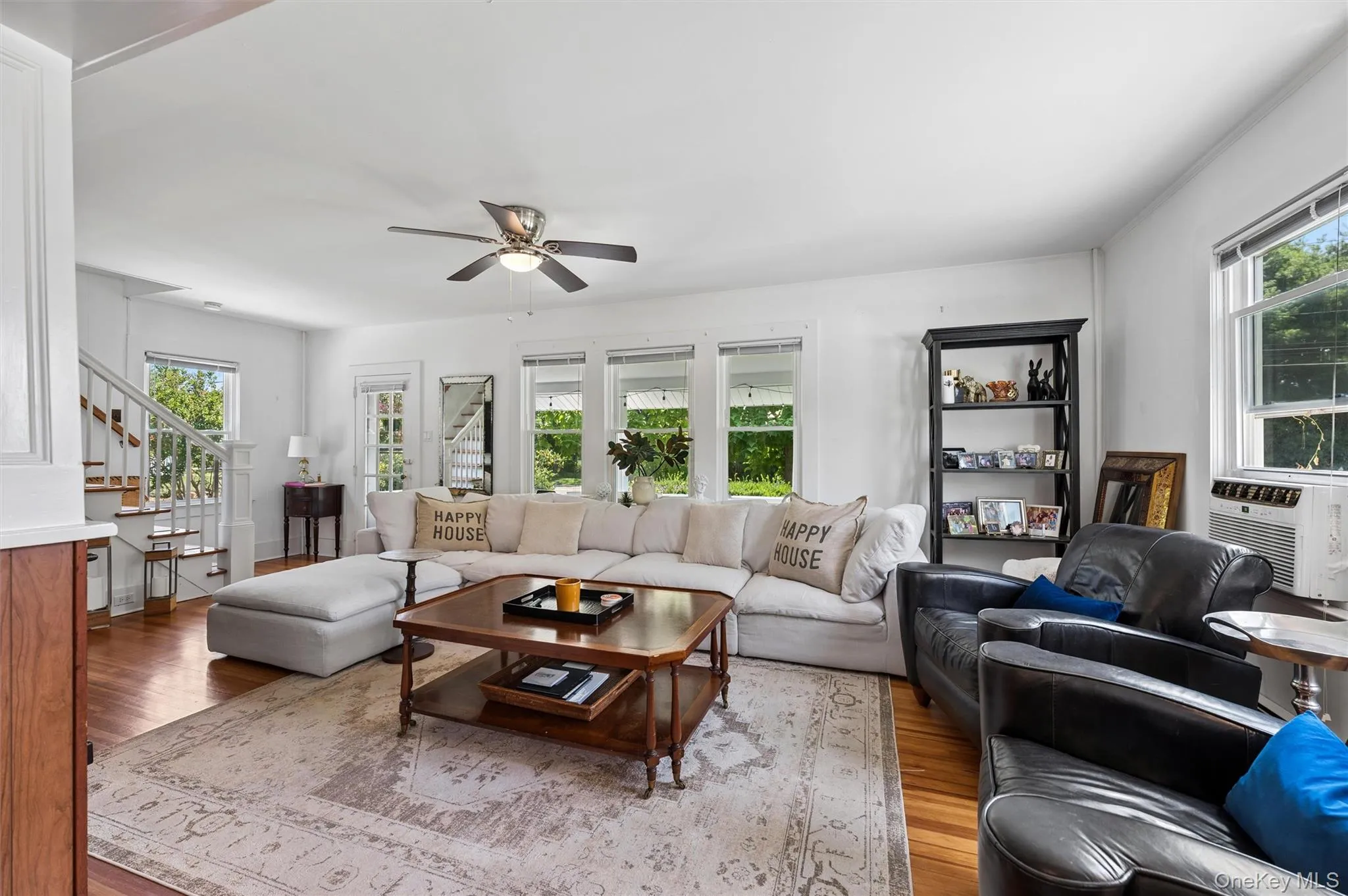 15 Bay Avenue, Southampton, NY, 3 Bedrooms Bedrooms, 7 Rooms Rooms,2 BathroomsBathrooms,Residential,For Rent,Bay,0,1029520 15 Bay Avenue, Southampton, NY, 3 Bedrooms Bedrooms, 7 Rooms Rooms,2 BathroomsBathrooms,Residential,For Rent,Bay,0,1029520