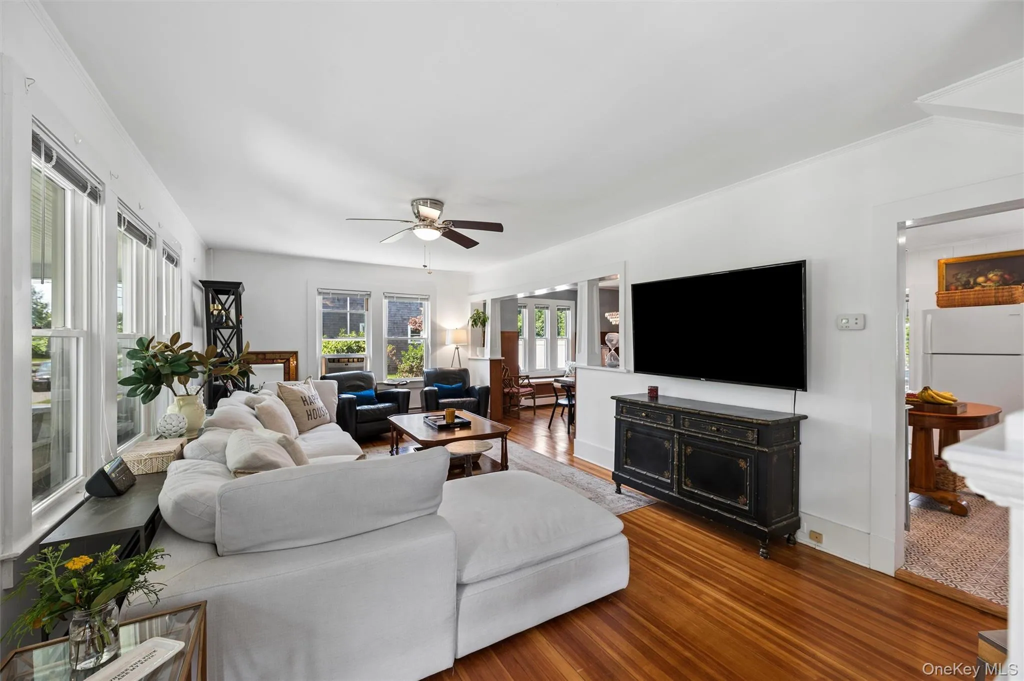 15 Bay Avenue, Southampton, NY, 3 Bedrooms Bedrooms, 7 Rooms Rooms,2 BathroomsBathrooms,Residential,For Rent,Bay,0,1029520 15 Bay Avenue, Southampton, NY, 3 Bedrooms Bedrooms, 7 Rooms Rooms,2 BathroomsBathrooms,Residential,For Rent,Bay,0,1029520