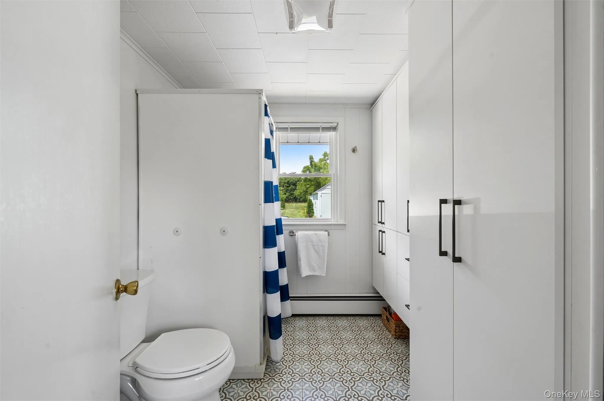 15 Bay Avenue, Southampton, NY, 3 Bedrooms Bedrooms, 7 Rooms Rooms,2 BathroomsBathrooms,Residential,For Rent,Bay,0,1029520 15 Bay Avenue, Southampton, NY, 3 Bedrooms Bedrooms, 7 Rooms Rooms,2 BathroomsBathrooms,Residential,For Rent,Bay,0,1029520