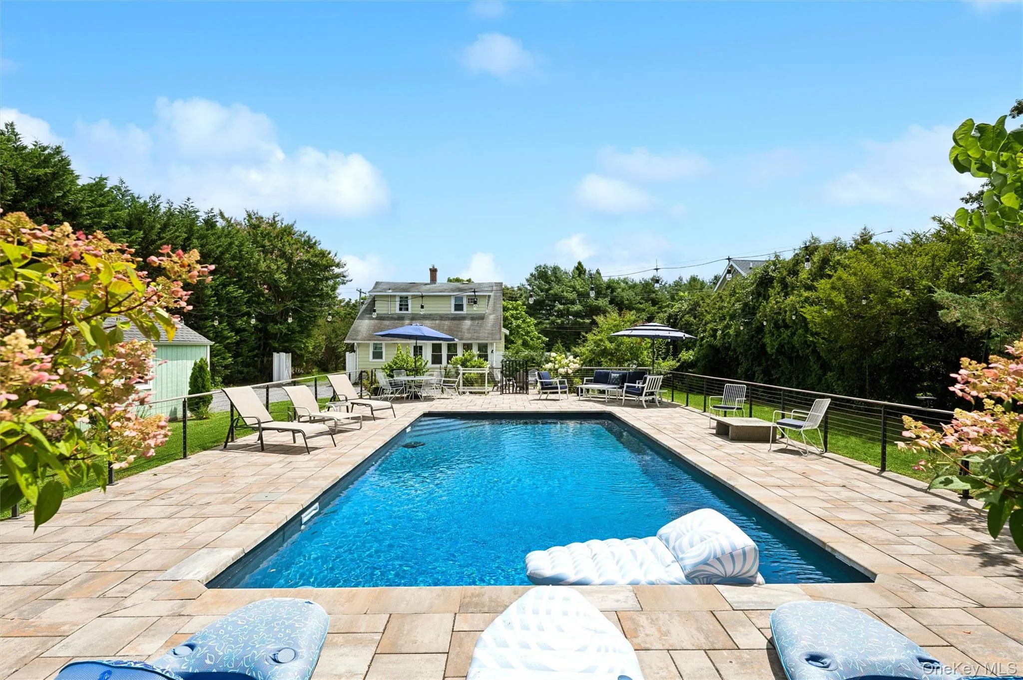 15 Bay Avenue, Southampton, NY, 3 Bedrooms Bedrooms, 7 Rooms Rooms,2 BathroomsBathrooms,Residential,For Rent,Bay,0,1029520 15 Bay Avenue, Southampton, NY, 3 Bedrooms Bedrooms, 7 Rooms Rooms,2 BathroomsBathrooms,Residential,For Rent,Bay,0,1029520