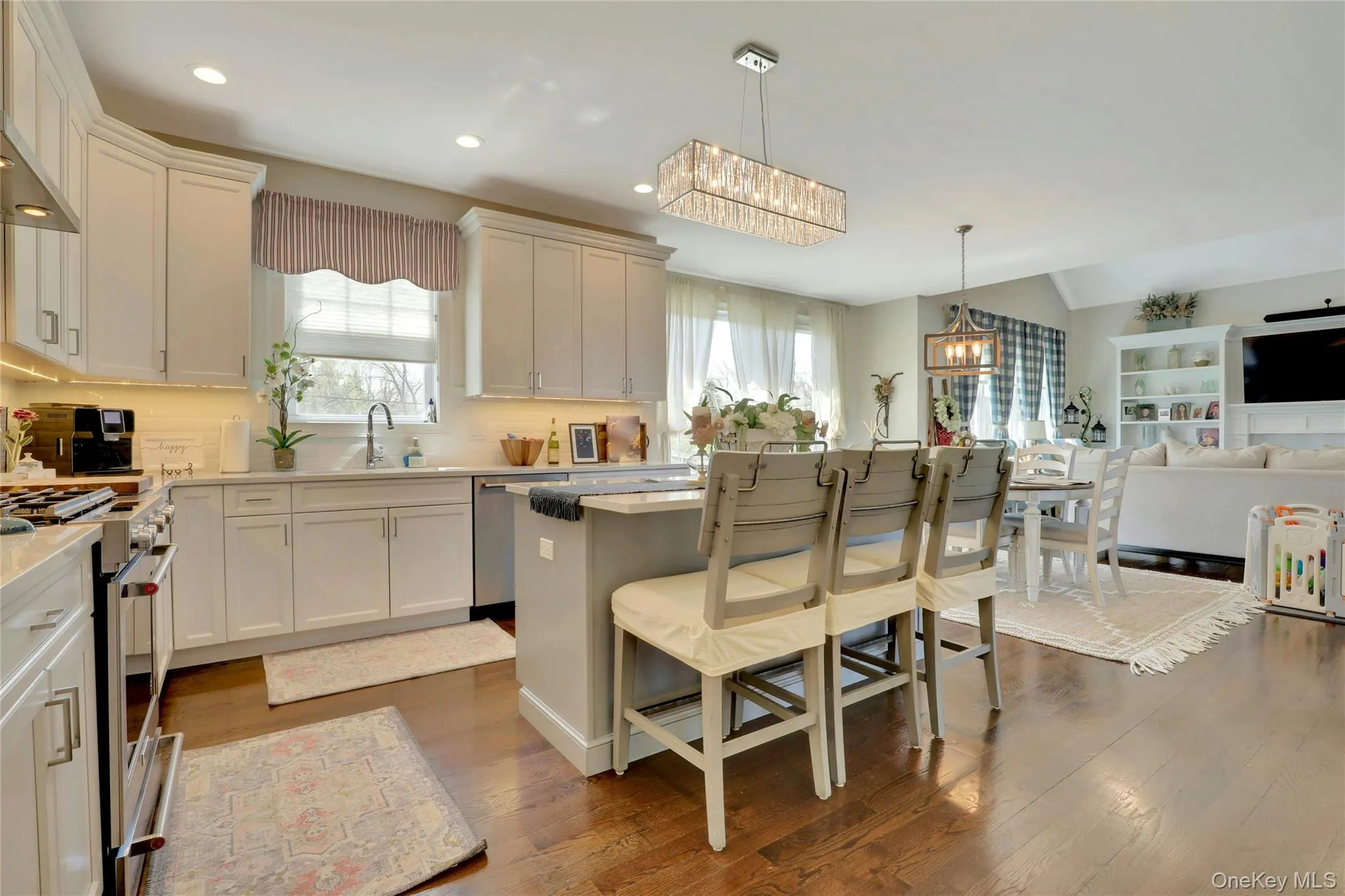 27 Country View Lane, Huntington, NY, 5 Bedrooms Bedrooms, 9 Rooms Rooms,3 BathroomsBathrooms,Residential Lease,For Rent,Country View,0,1029521 27 Country View Lane, Huntington, NY, 5 Bedrooms Bedrooms, 9 Rooms Rooms,3 BathroomsBathrooms,Residential Lease,For Rent,Country View,0,1029521