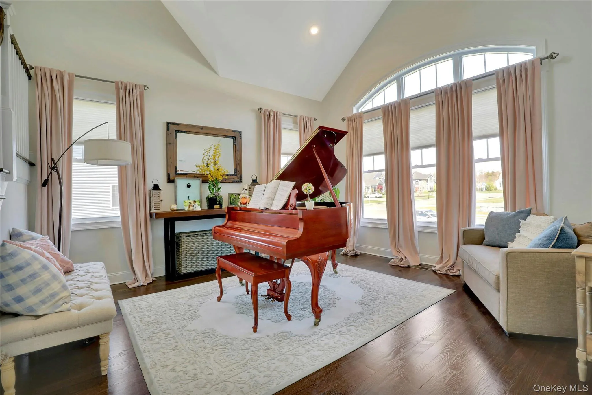 27 Country View Lane, Huntington, NY, 5 Bedrooms Bedrooms, 9 Rooms Rooms,3 BathroomsBathrooms,Residential Lease,For Rent,Country View,0,1029521 27 Country View Lane, Huntington, NY, 5 Bedrooms Bedrooms, 9 Rooms Rooms,3 BathroomsBathrooms,Residential Lease,For Rent,Country View,0,1029521
