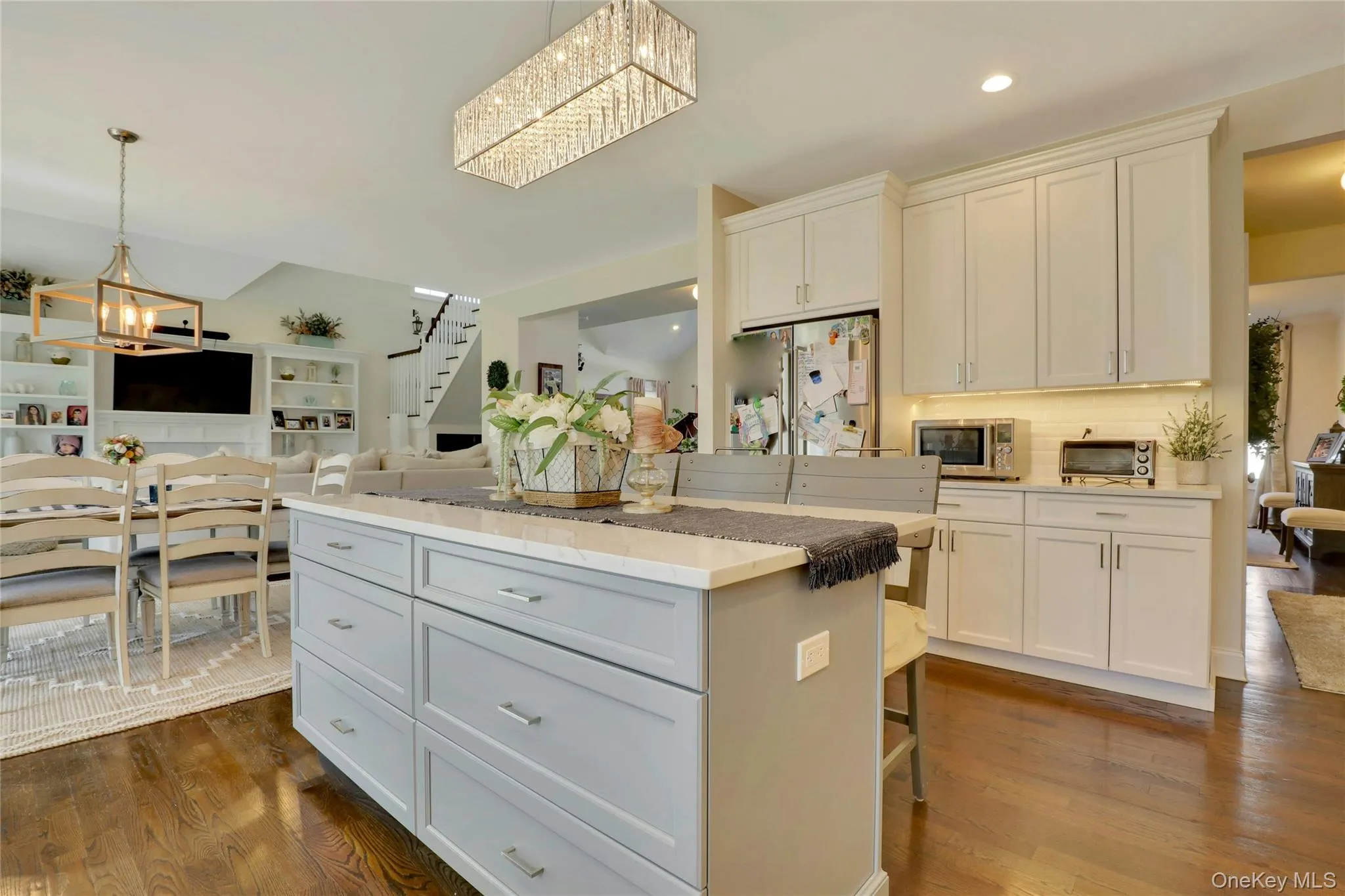 27 Country View Lane, Huntington, NY, 5 Bedrooms Bedrooms, 9 Rooms Rooms,3 BathroomsBathrooms,Residential Lease,For Rent,Country View,0,1029521 27 Country View Lane, Huntington, NY, 5 Bedrooms Bedrooms, 9 Rooms Rooms,3 BathroomsBathrooms,Residential Lease,For Rent,Country View,0,1029521