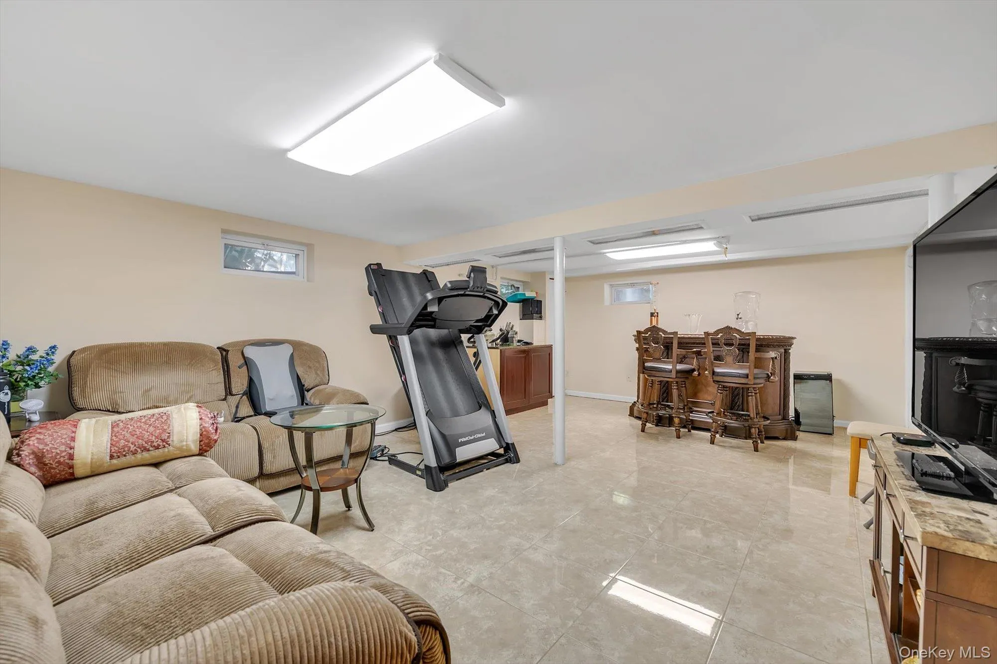 276 85th Avenue, Hempstead, NY, 4 Bedrooms Bedrooms, 9 Rooms Rooms,3 BathroomsBathrooms,Residential,For Rent,85th,0,1029525 276 85th Avenue, Hempstead, NY, 4 Bedrooms Bedrooms, 9 Rooms Rooms,3 BathroomsBathrooms,Residential,For Rent,85th,0,1029525