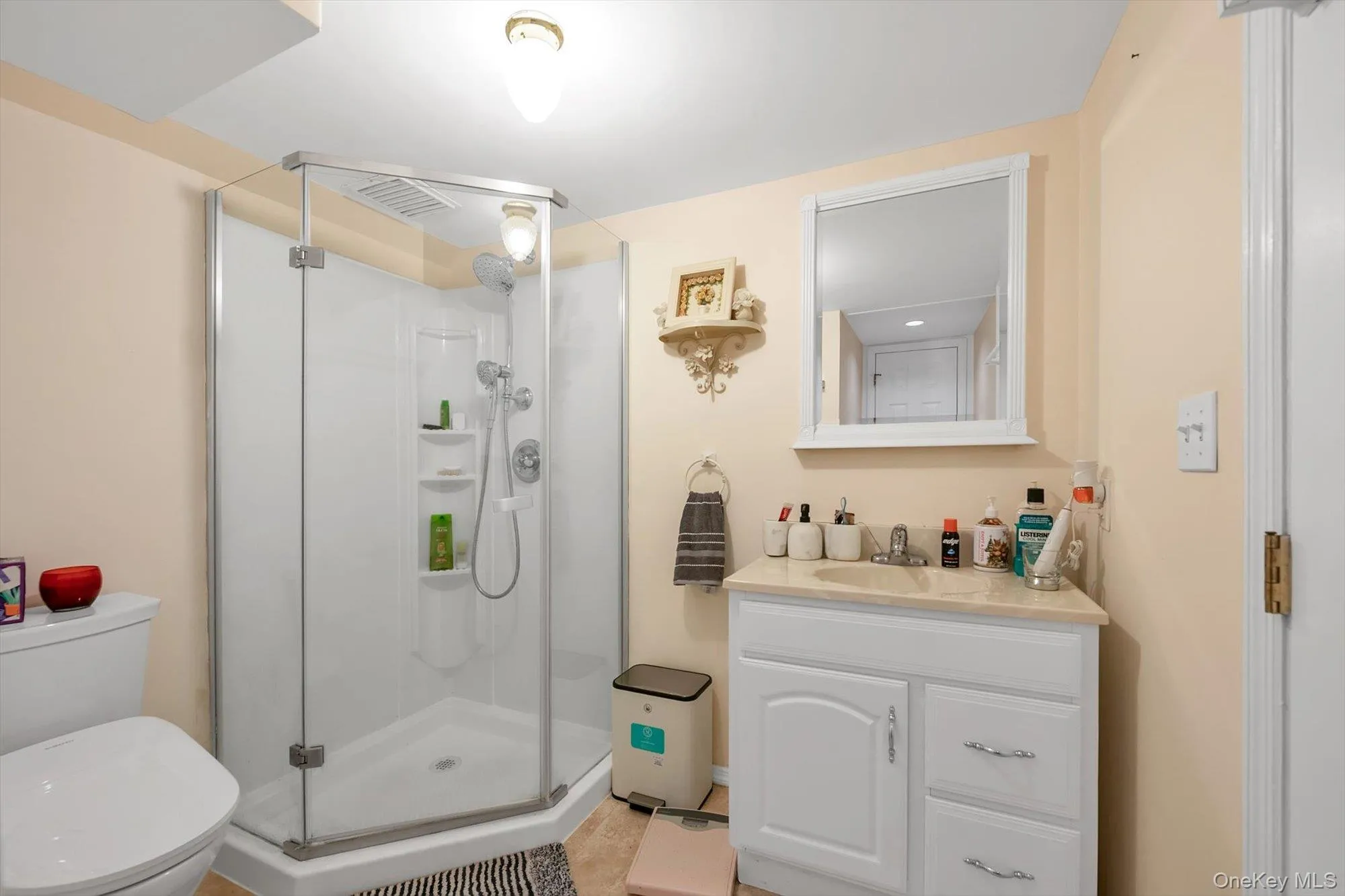 276 85th Avenue, Hempstead, NY, 4 Bedrooms Bedrooms, 9 Rooms Rooms,3 BathroomsBathrooms,Residential,For Rent,85th,0,1029525 276 85th Avenue, Hempstead, NY, 4 Bedrooms Bedrooms, 9 Rooms Rooms,3 BathroomsBathrooms,Residential,For Rent,85th,0,1029525